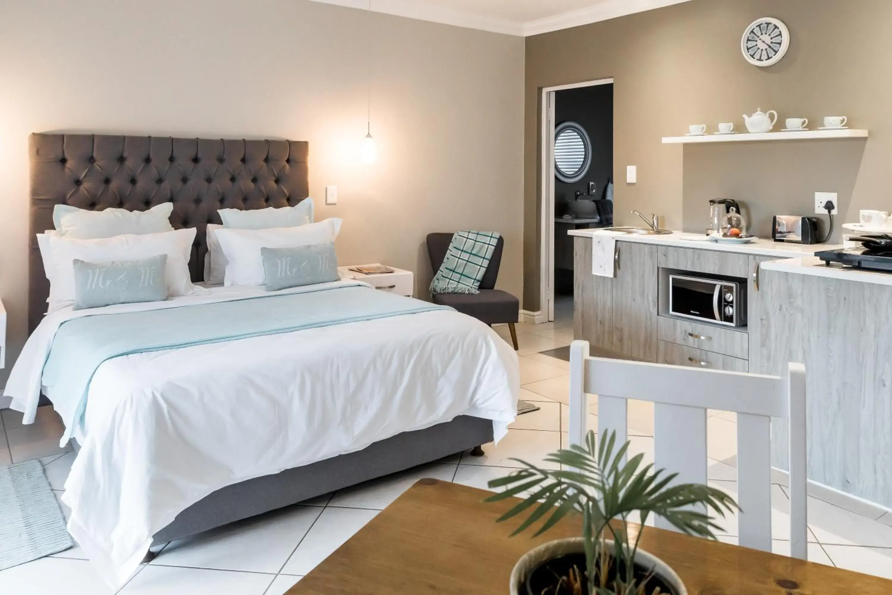 Photo of the whole room, Bed in Wagtails Guest House Photo of the whole room, Bed in Wagtails Guest House