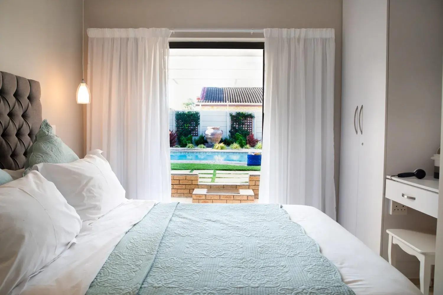 Garden view, Bed in Wagtails Guest House Garden view, Bed in Wagtails Guest House