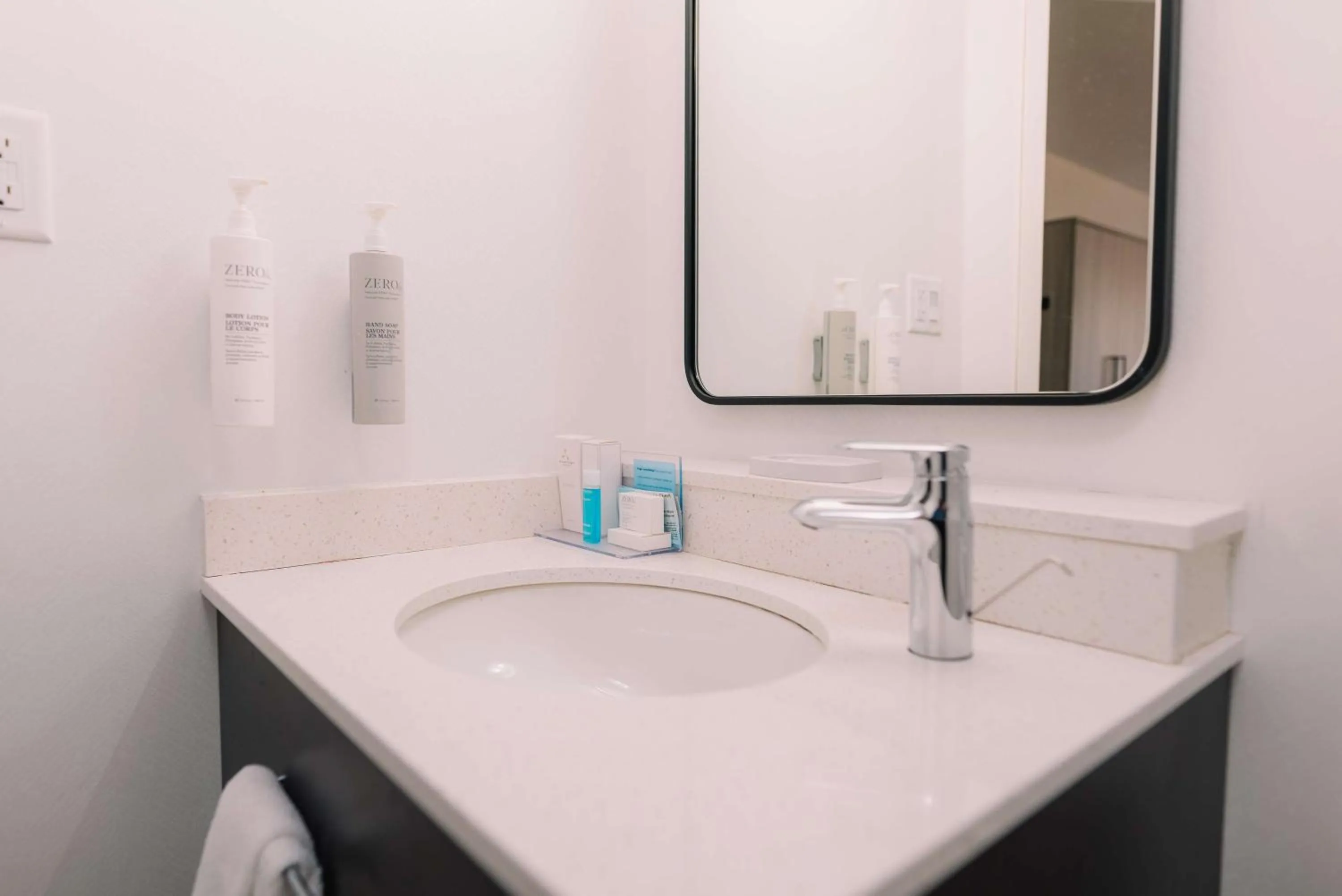 Bathroom in Hampton Inn Gatlinburg