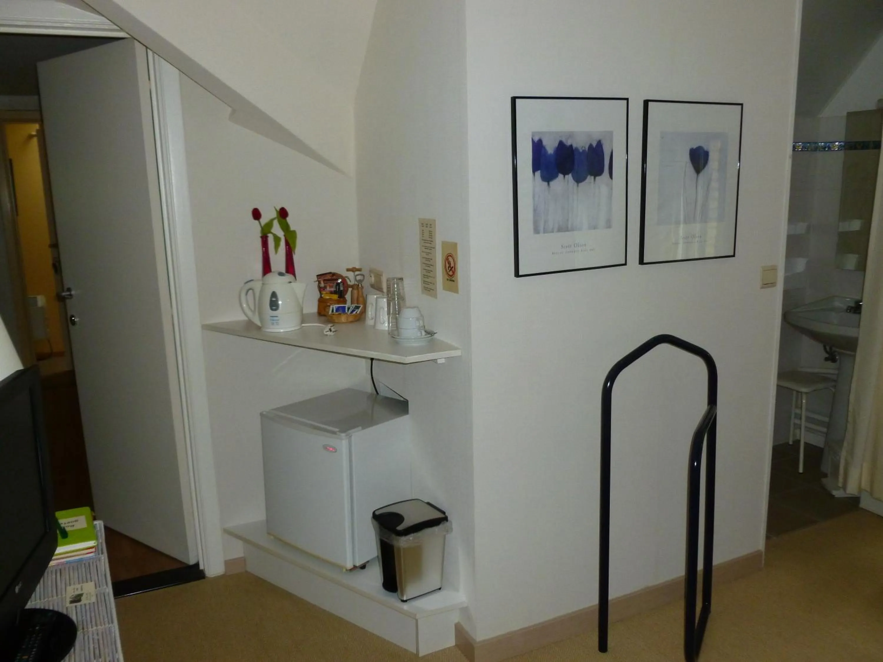 Coffee/tea facilities in B&B Roseland