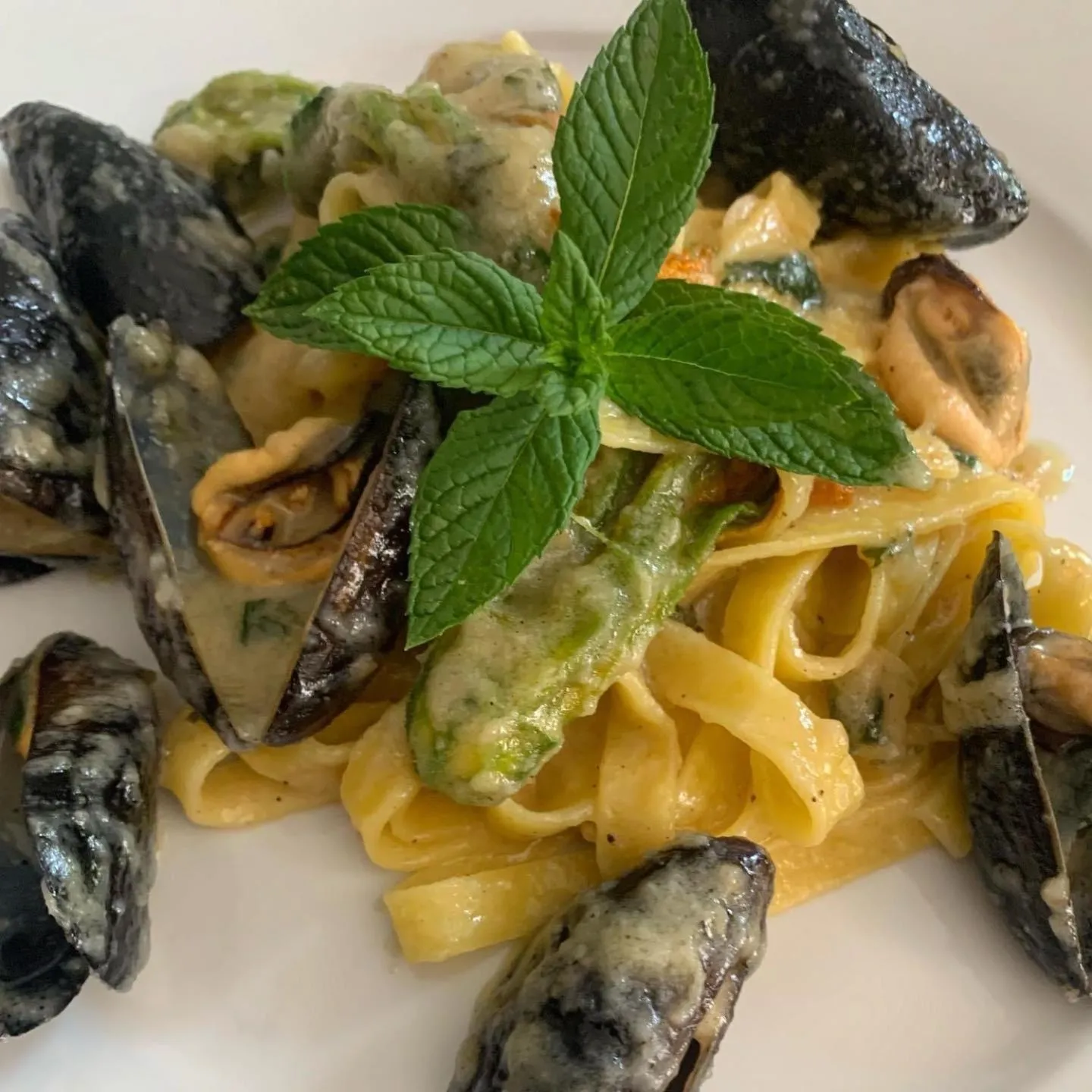 Restaurant/places to eat in Hotel La Silvana