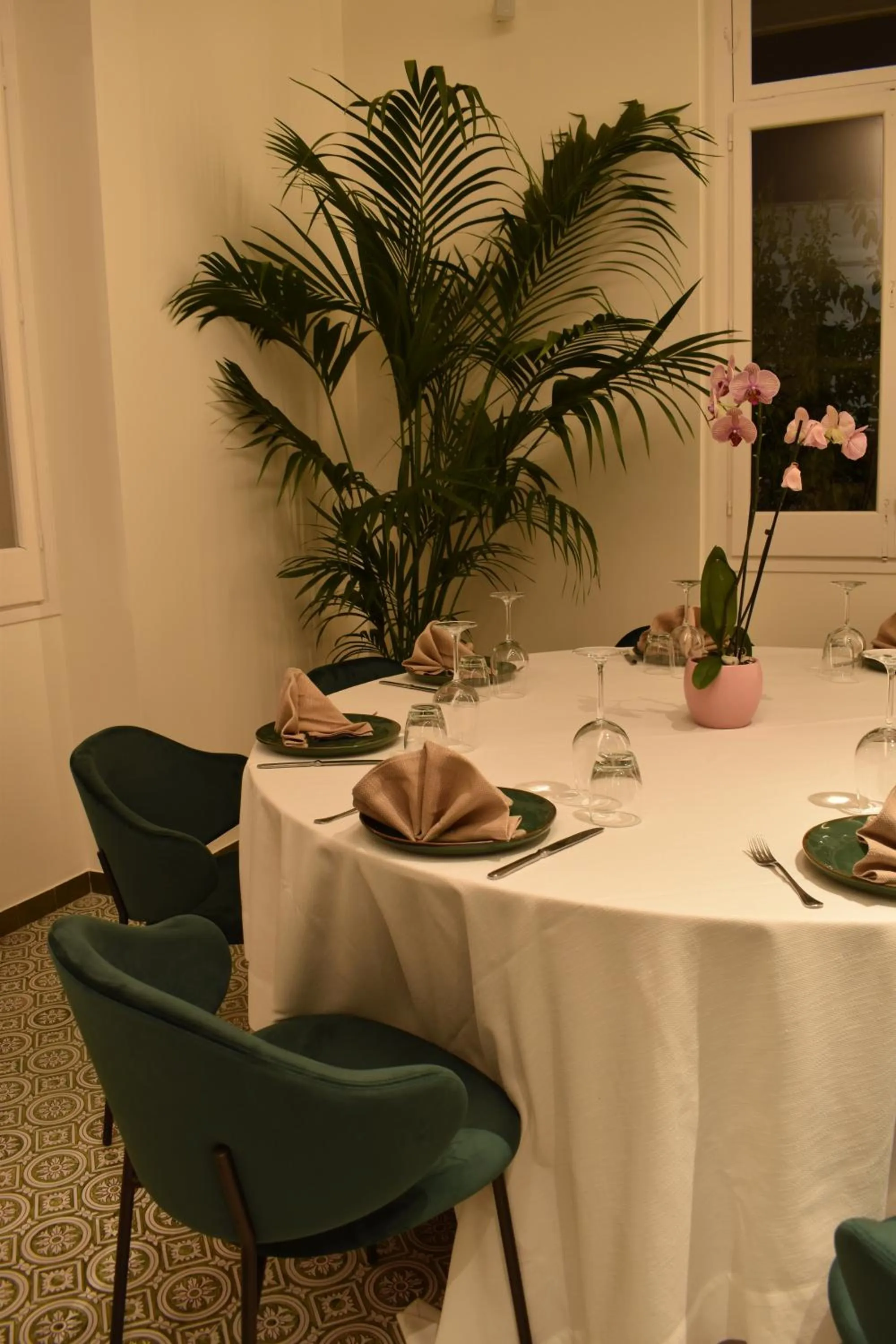 Restaurant/places to eat in Hotel La Silvana