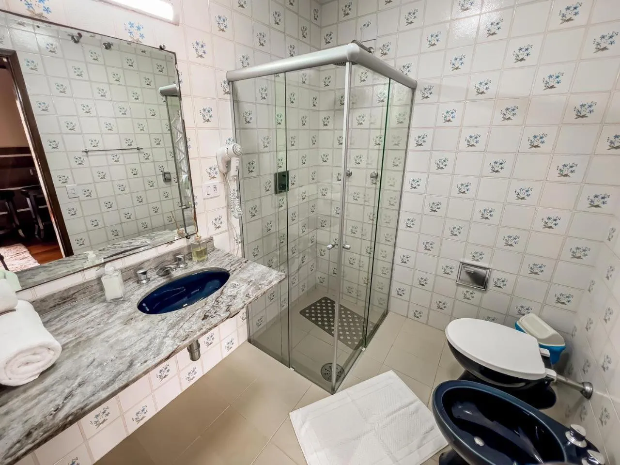 Bathroom in Pousada Avenida