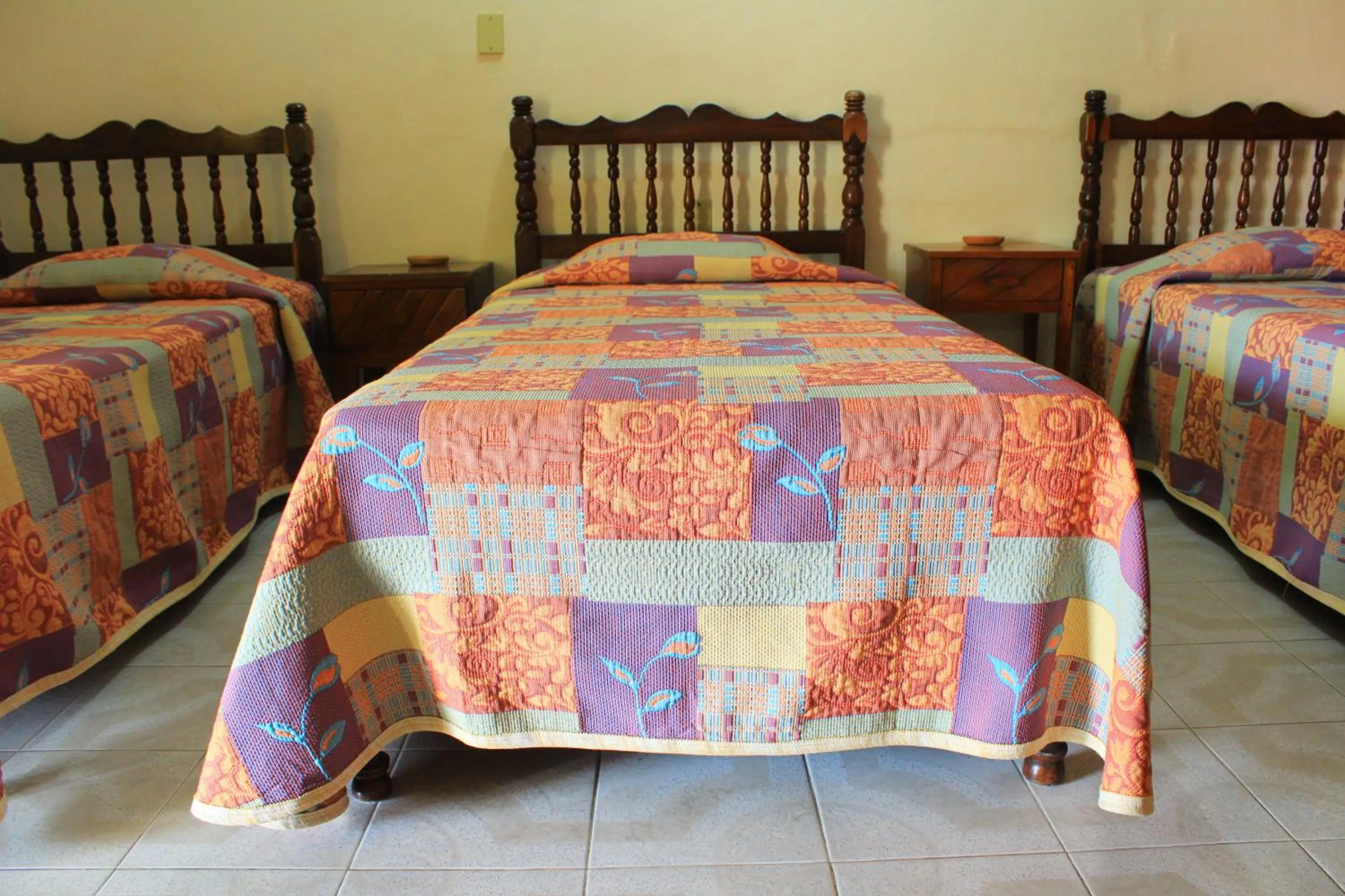 Bedroom, Bed in Hotel Avenida