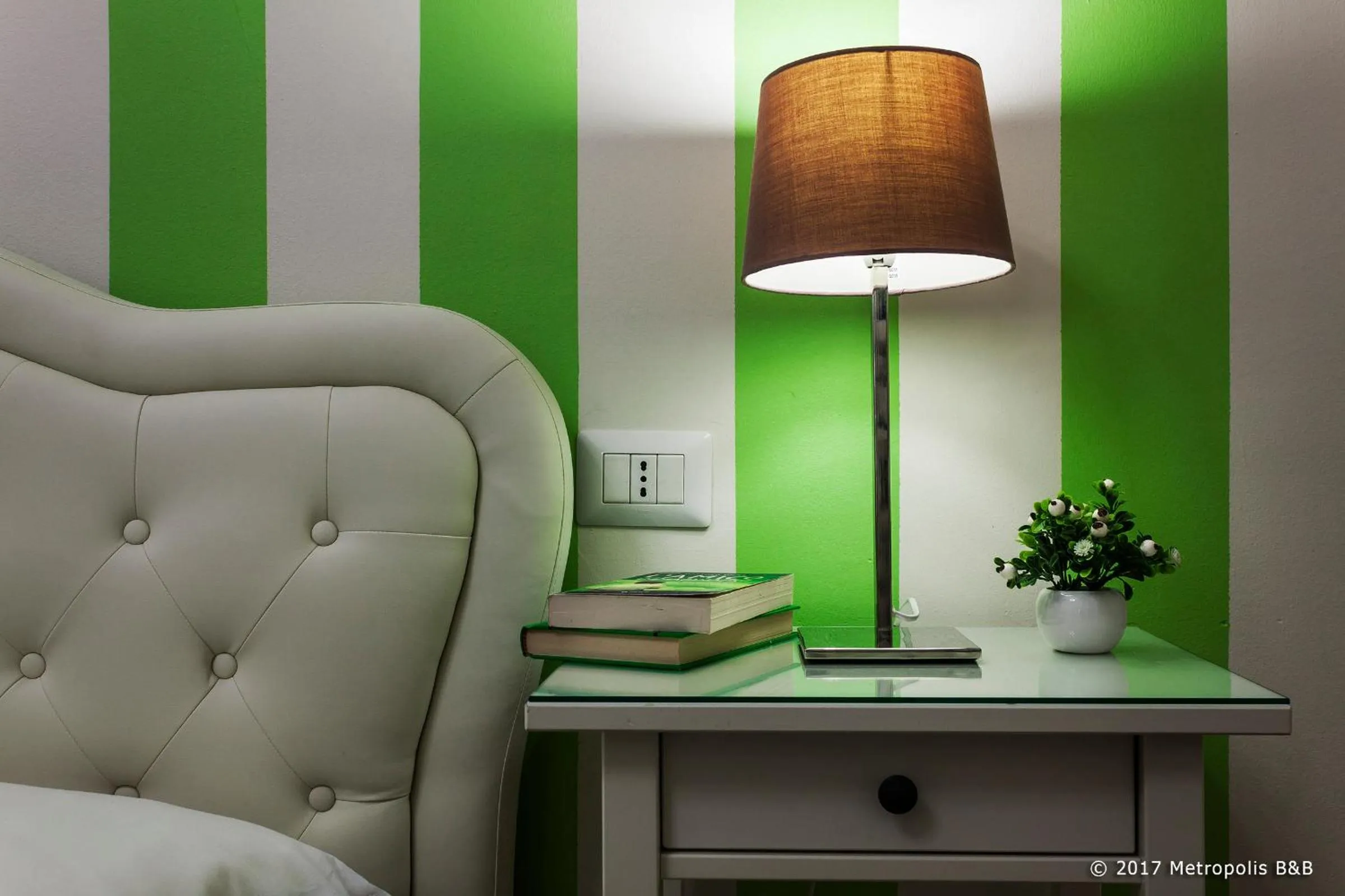 Decorative detail in Metropolis B&B