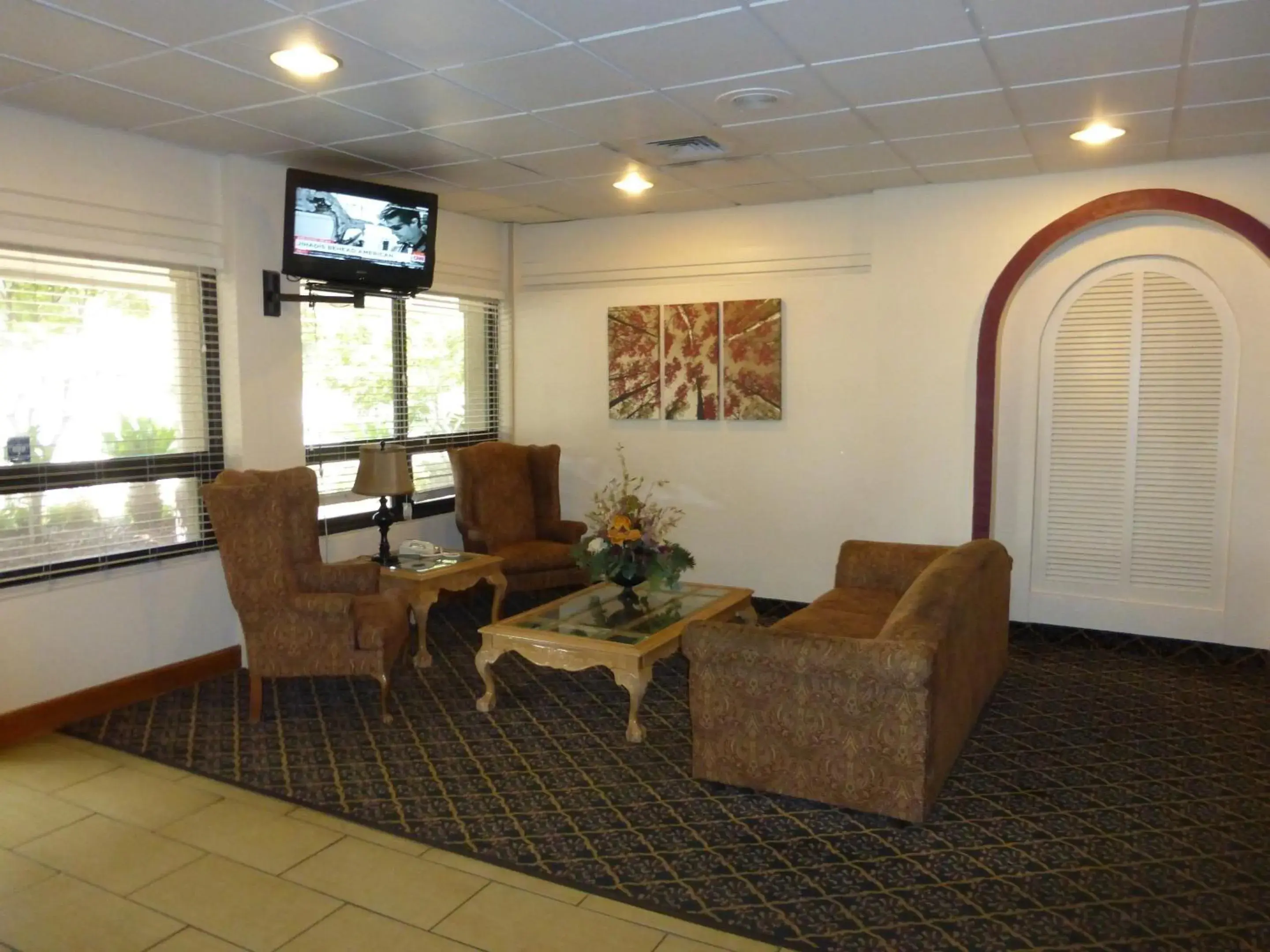 Lobby or reception, Seating Area in Red Roof Inn Montgomery - Midtown