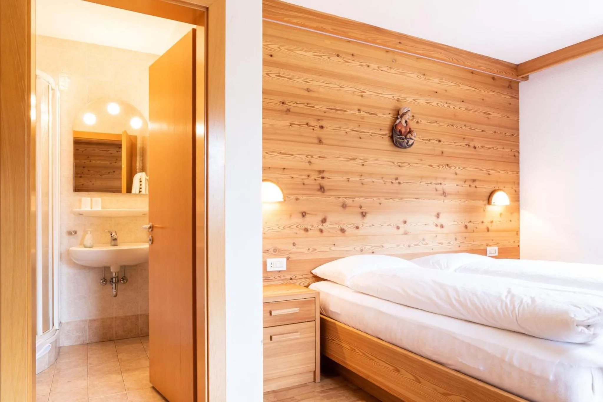 Bed in Garni Juri