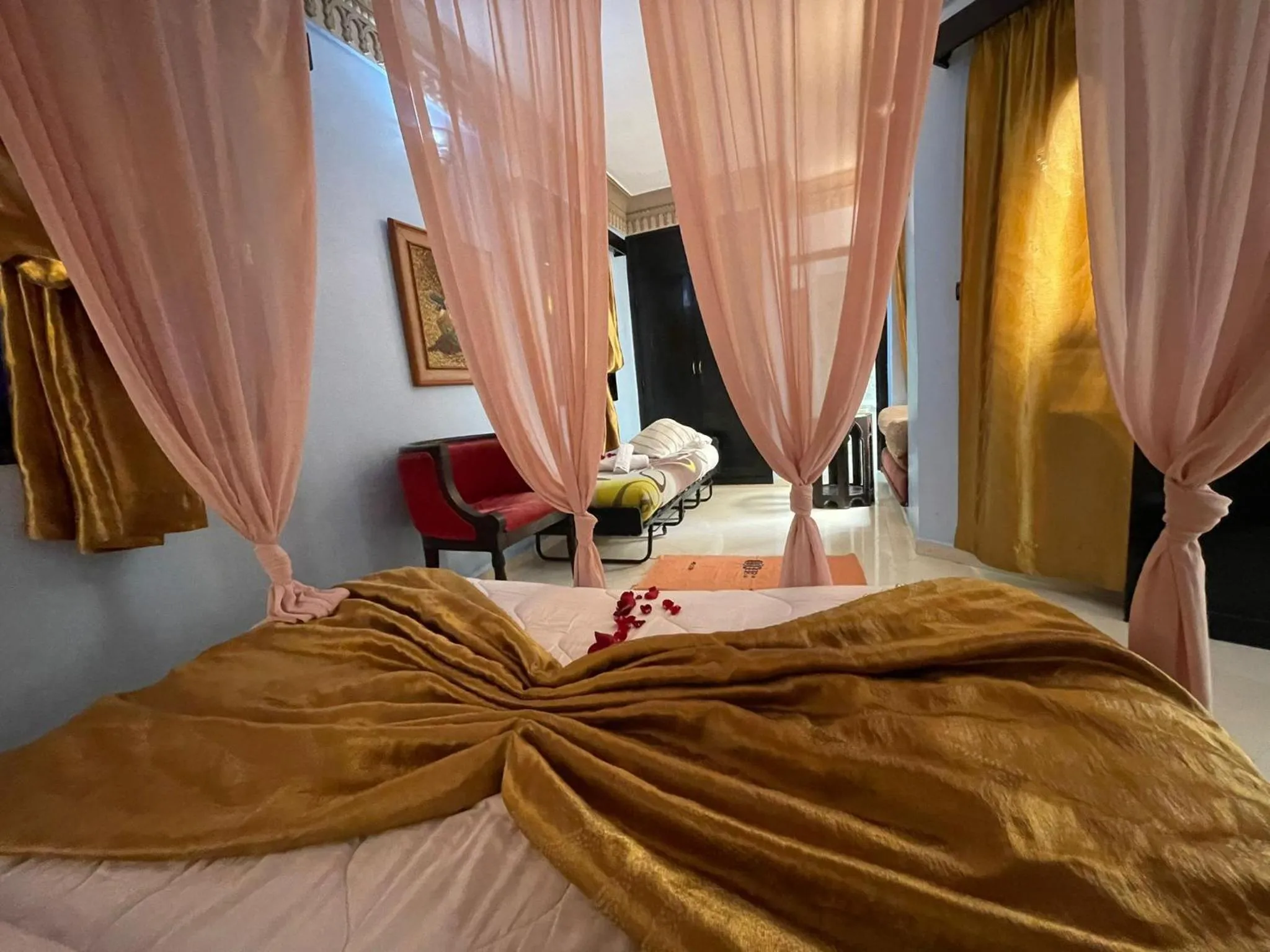 Bedroom, Bed in Riad 7 Pierres