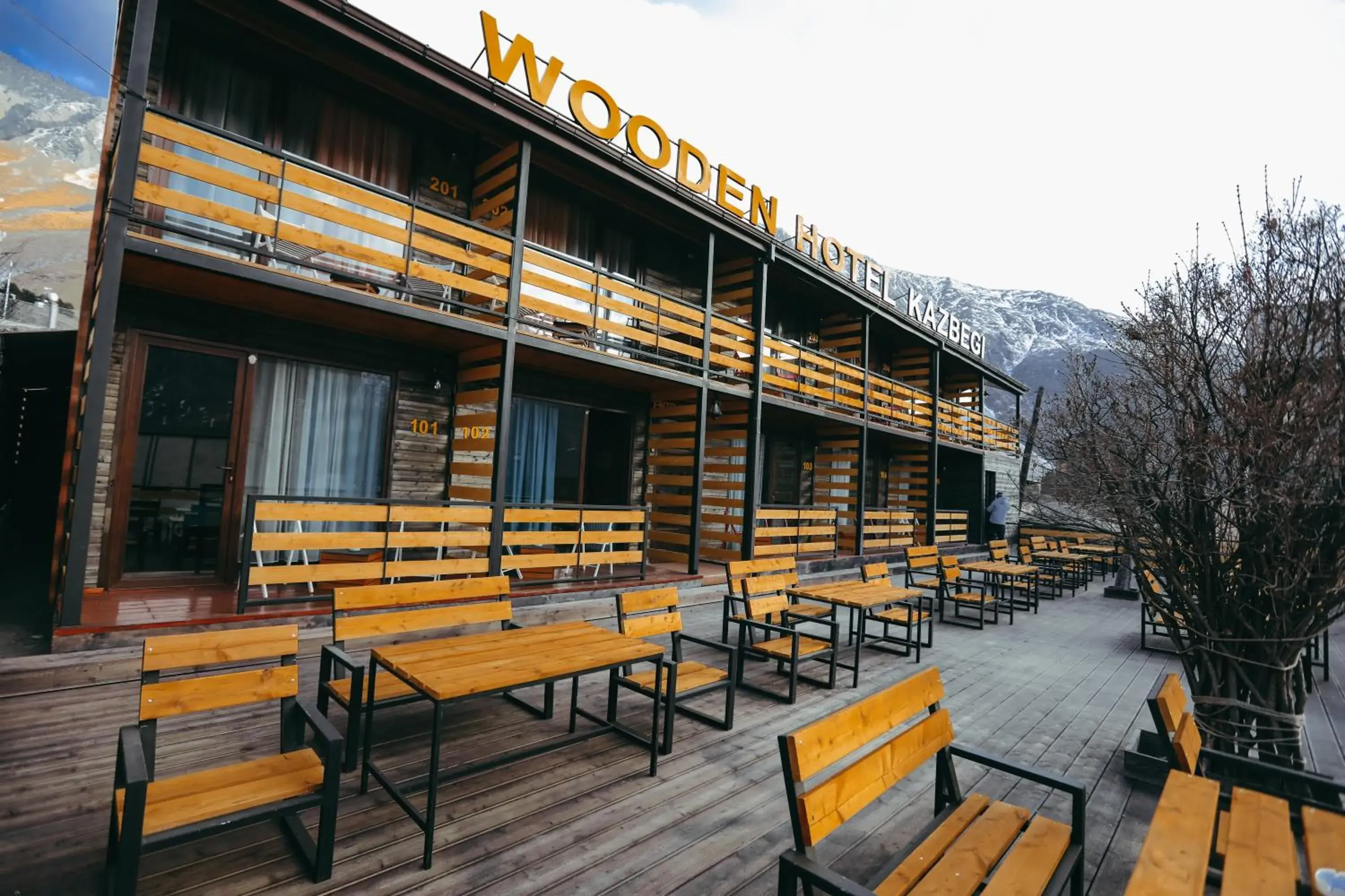 Suite with Mountain View in Wooden Hotel Kazbegi Suite with Mountain View in Wooden Hotel Kazbegi