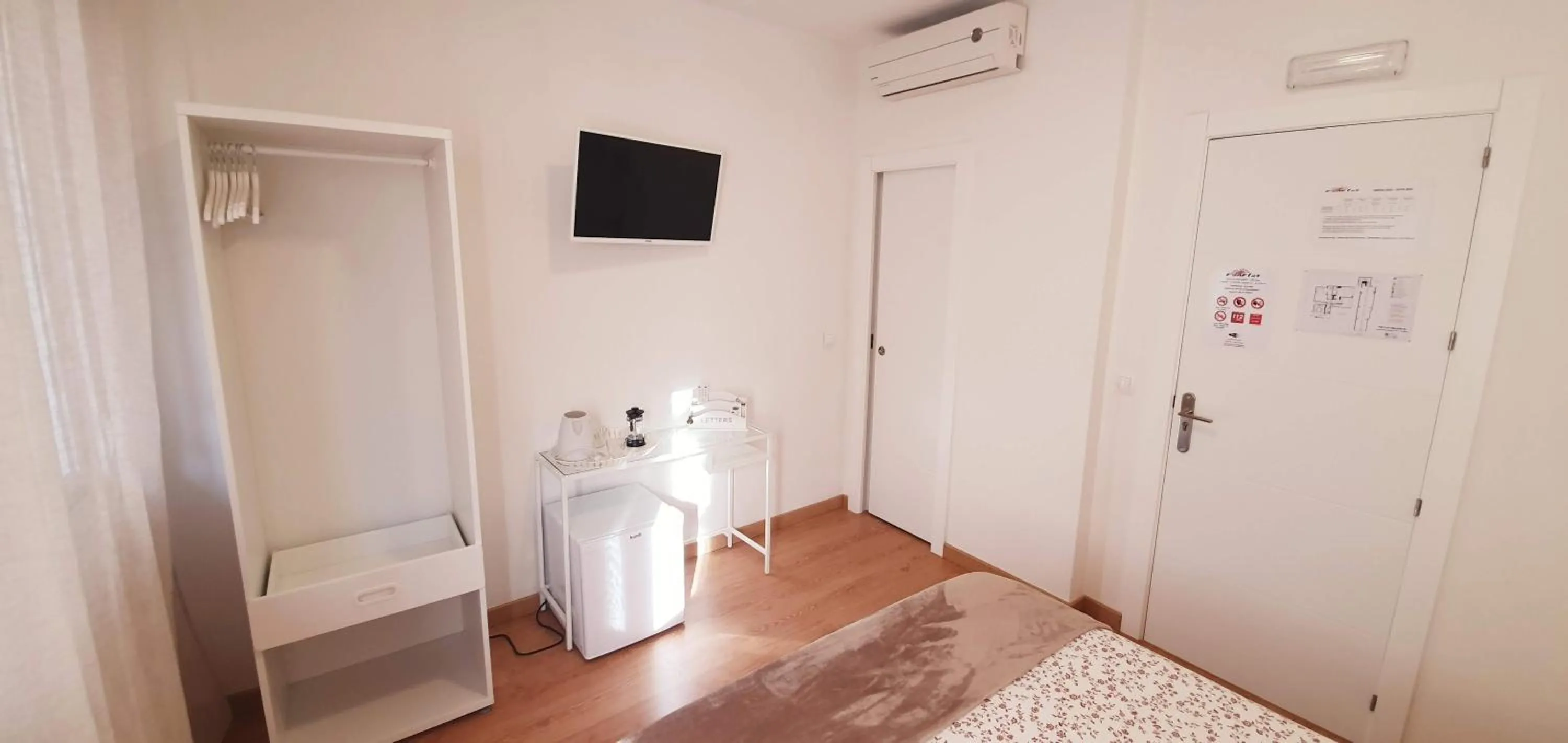 Bedroom, Bed in Fan Rooms Gálvez