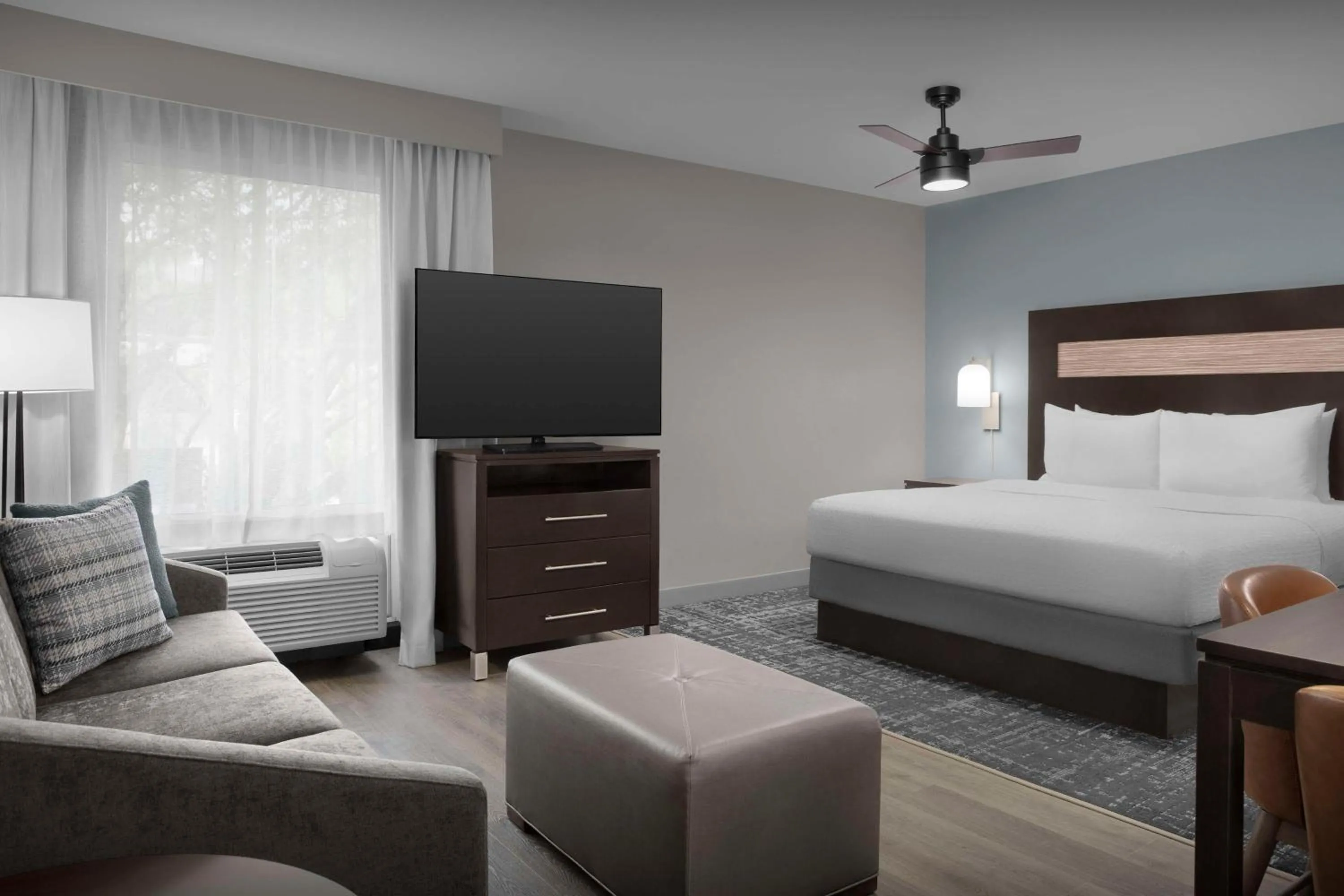 Bed in Homewood Suites by Hilton Orlando Airport