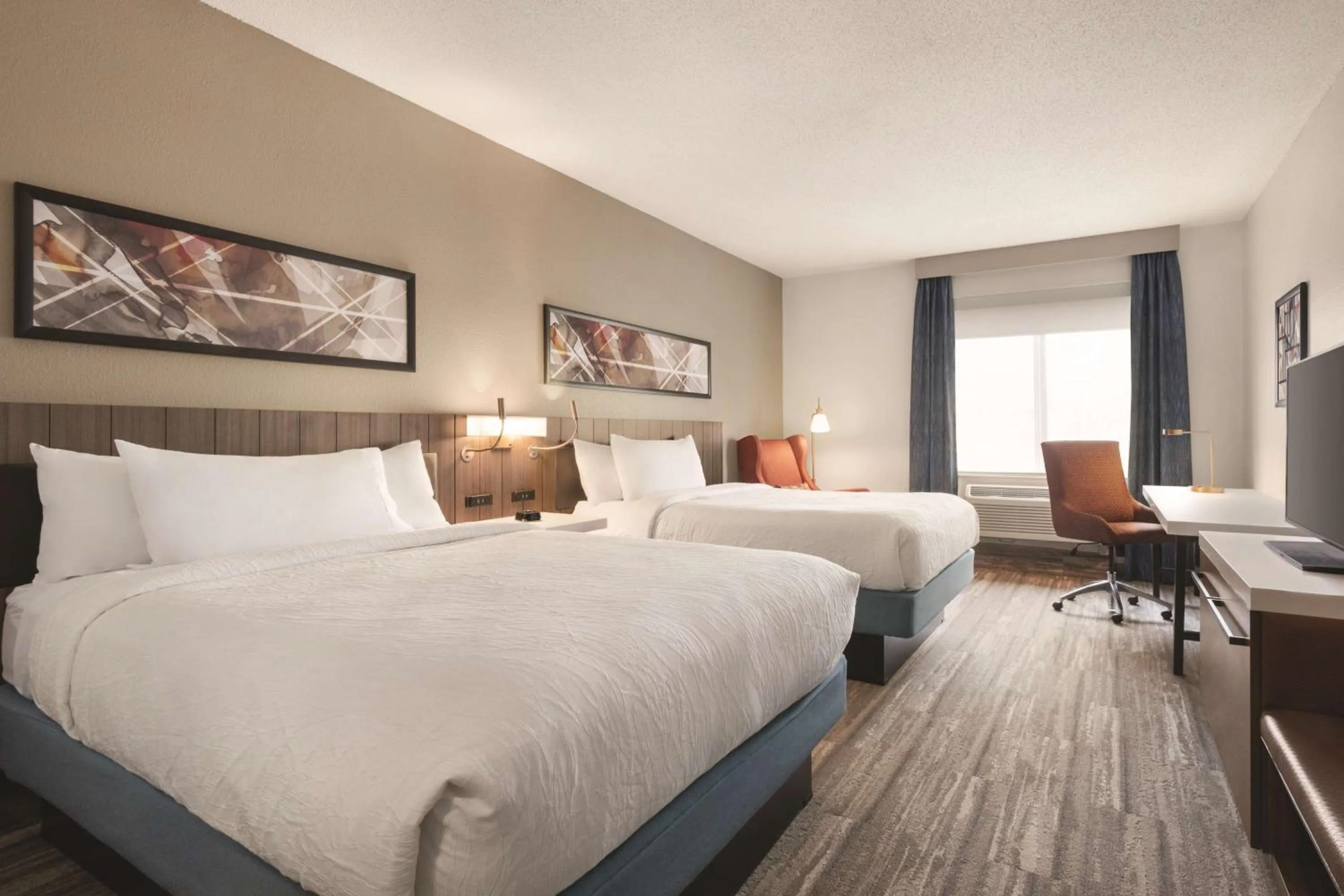 Bed in Hilton Garden Inn Fort Wayne