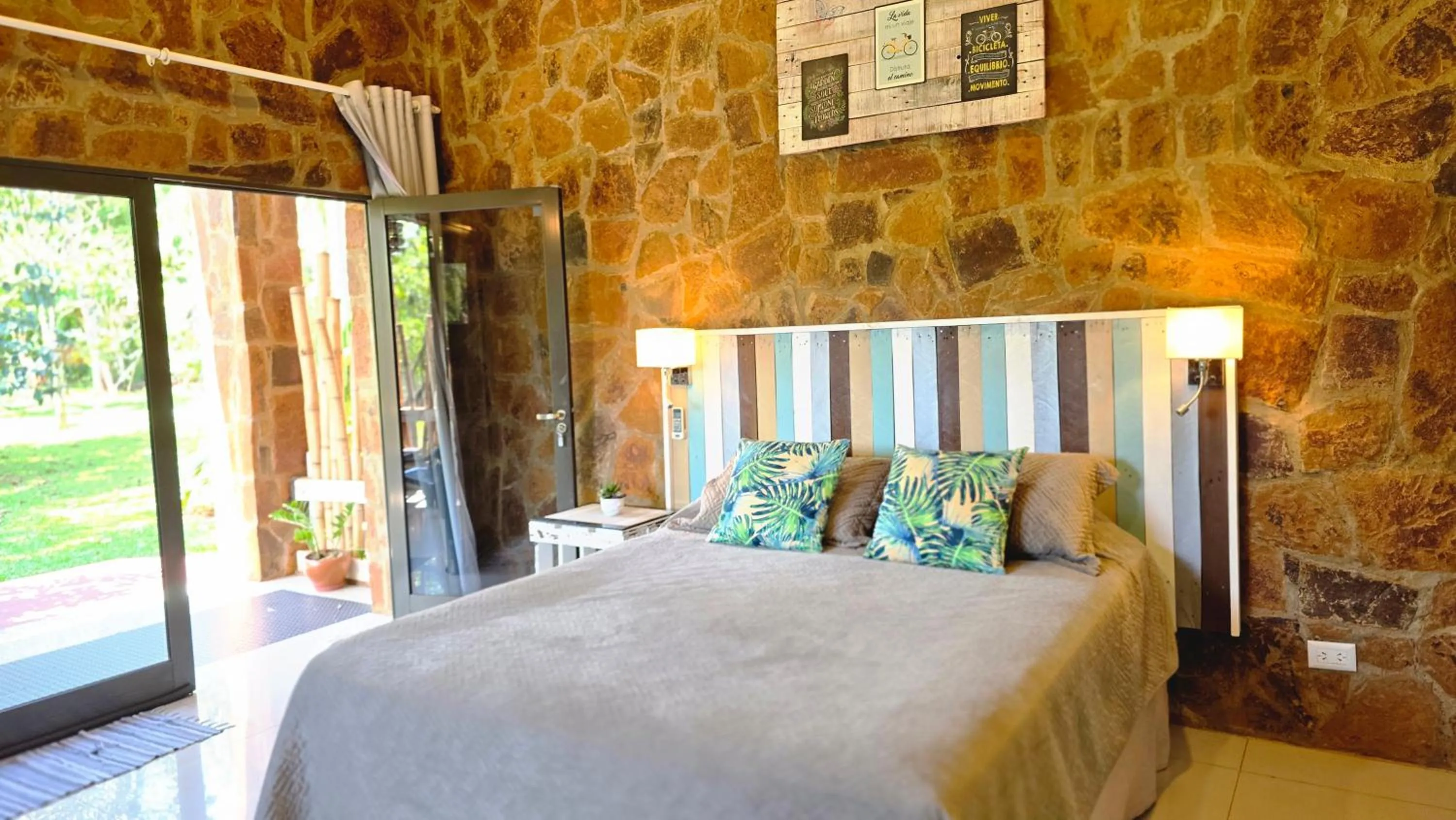 Bed in Posada 21 Oranges