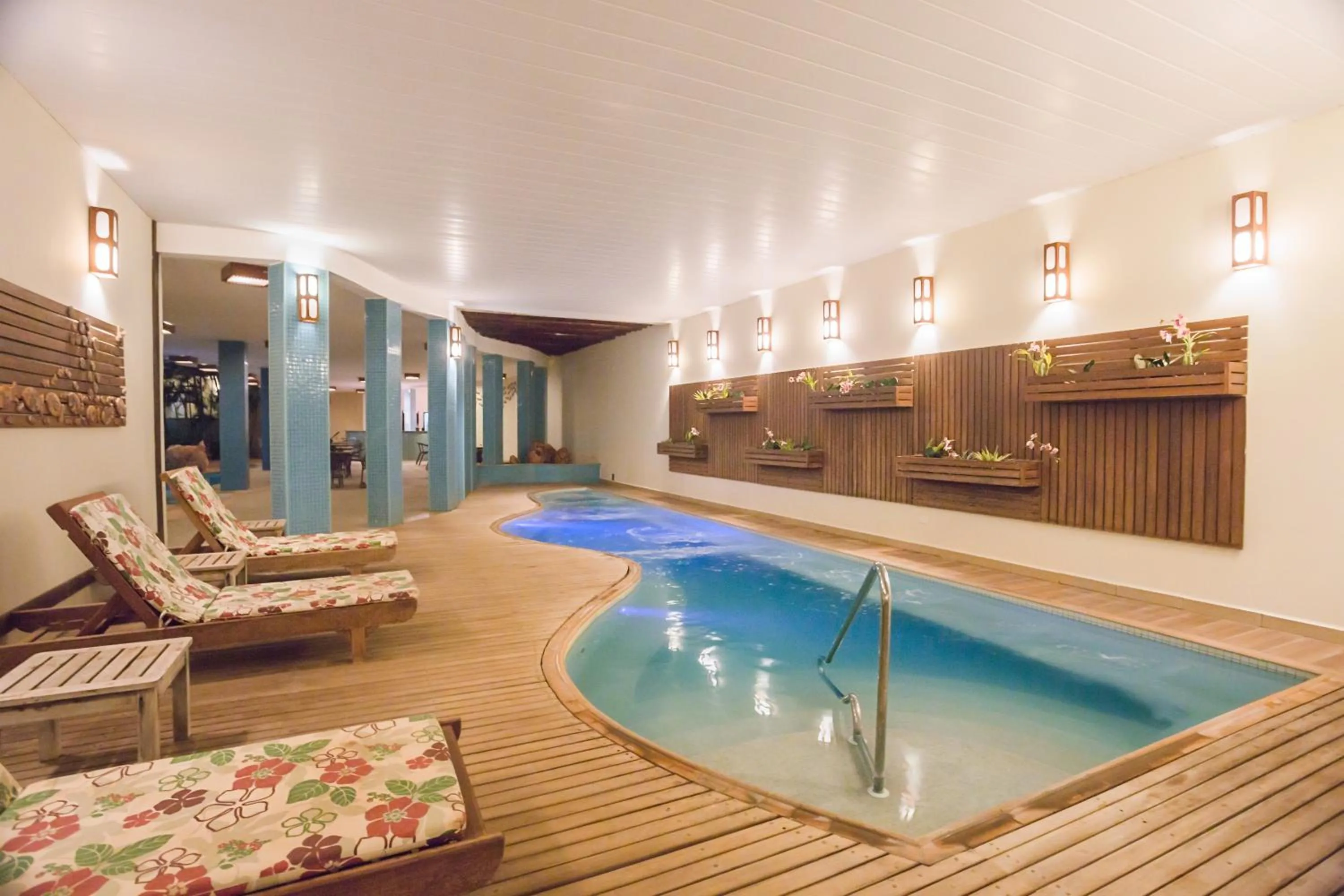 Swimming pool in Wetiga Hotel