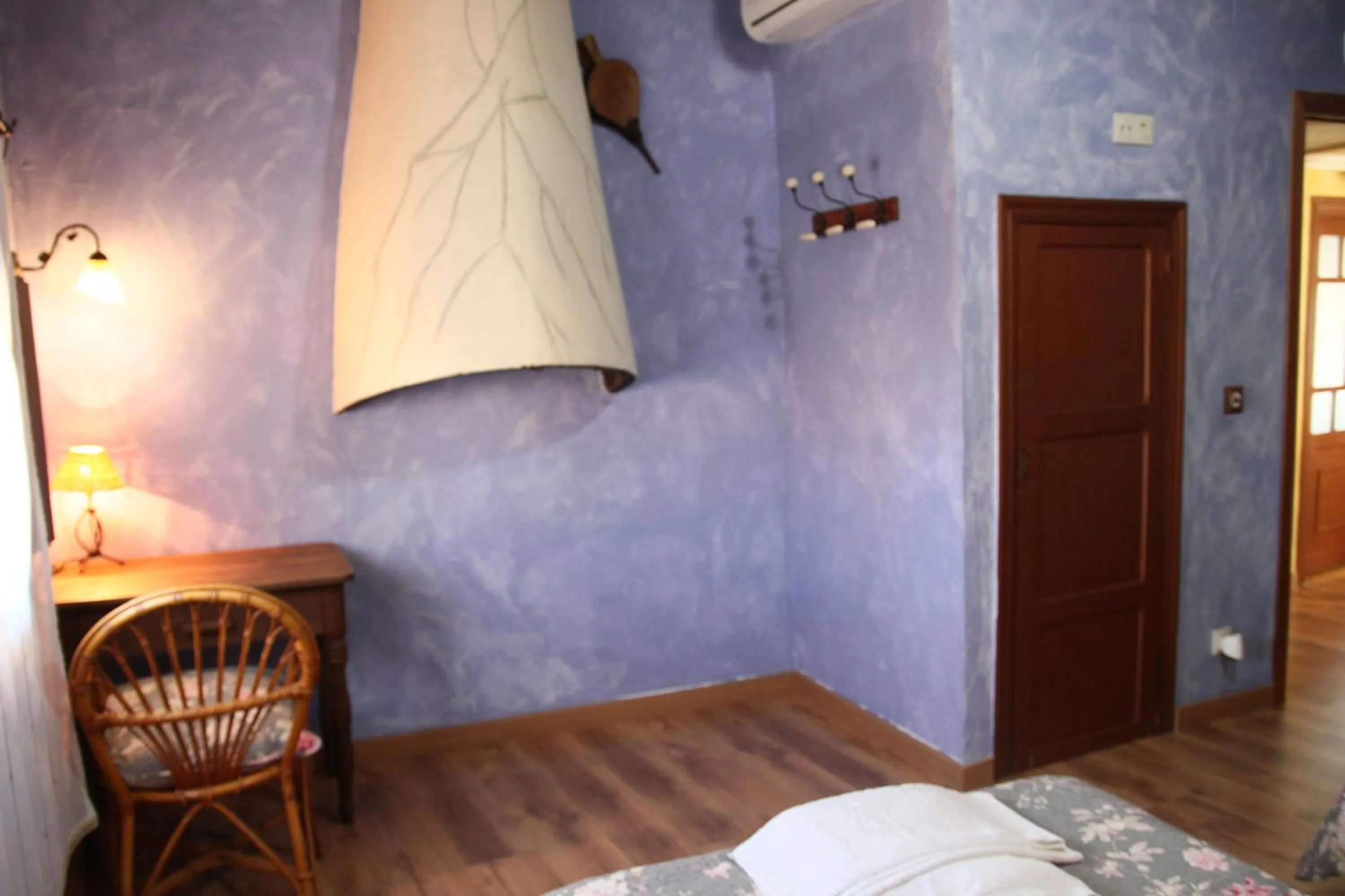 Photo of the whole room, Bed in Agroturismo "La Bardena Blanca II"