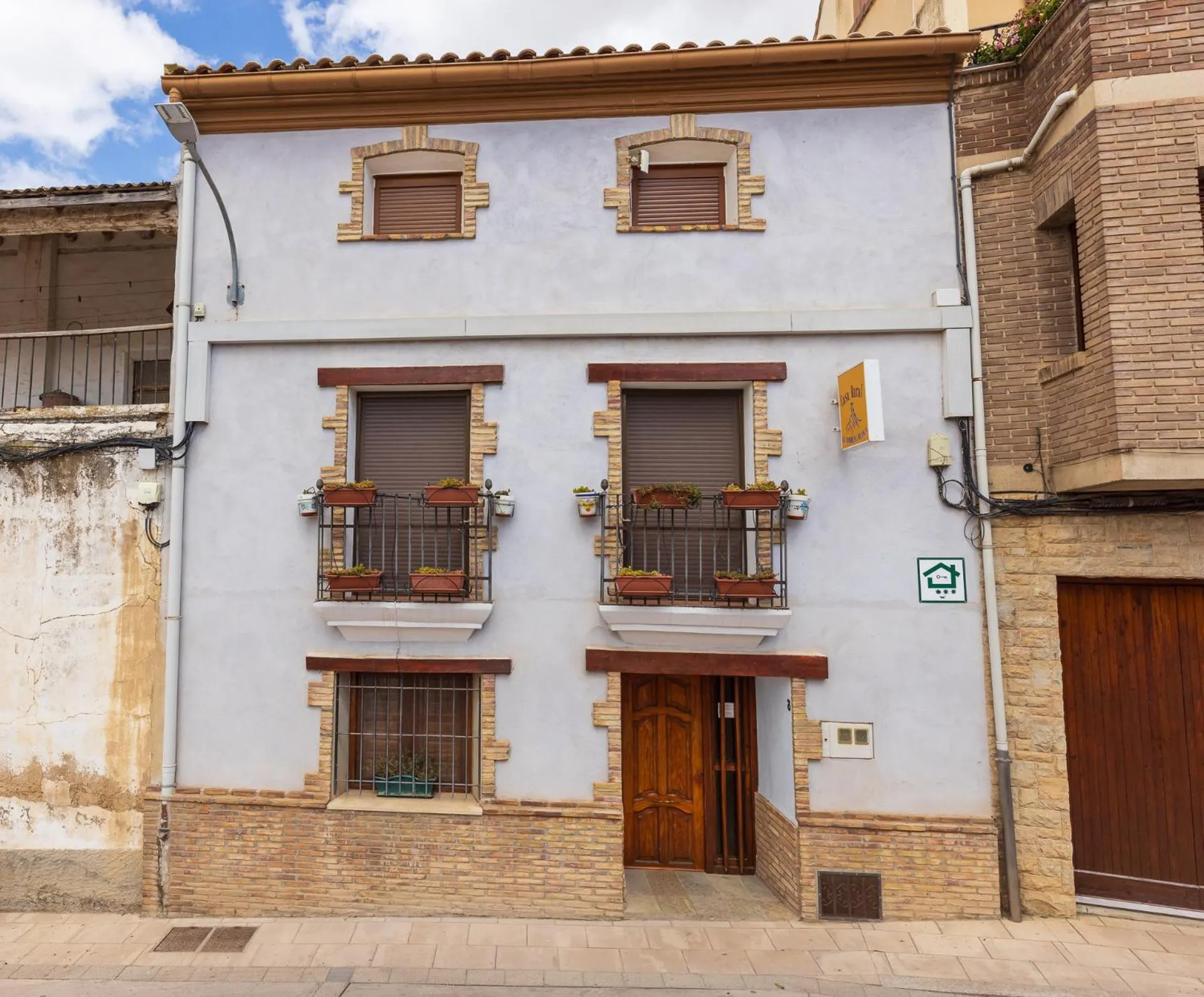 Property building in Agroturismo "La Bardena Blanca II"