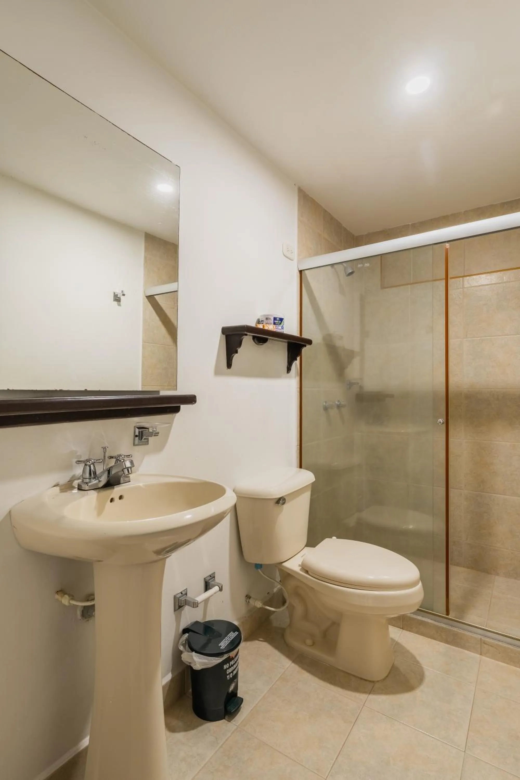 Bathroom in Aparta Hotel Roca Marina