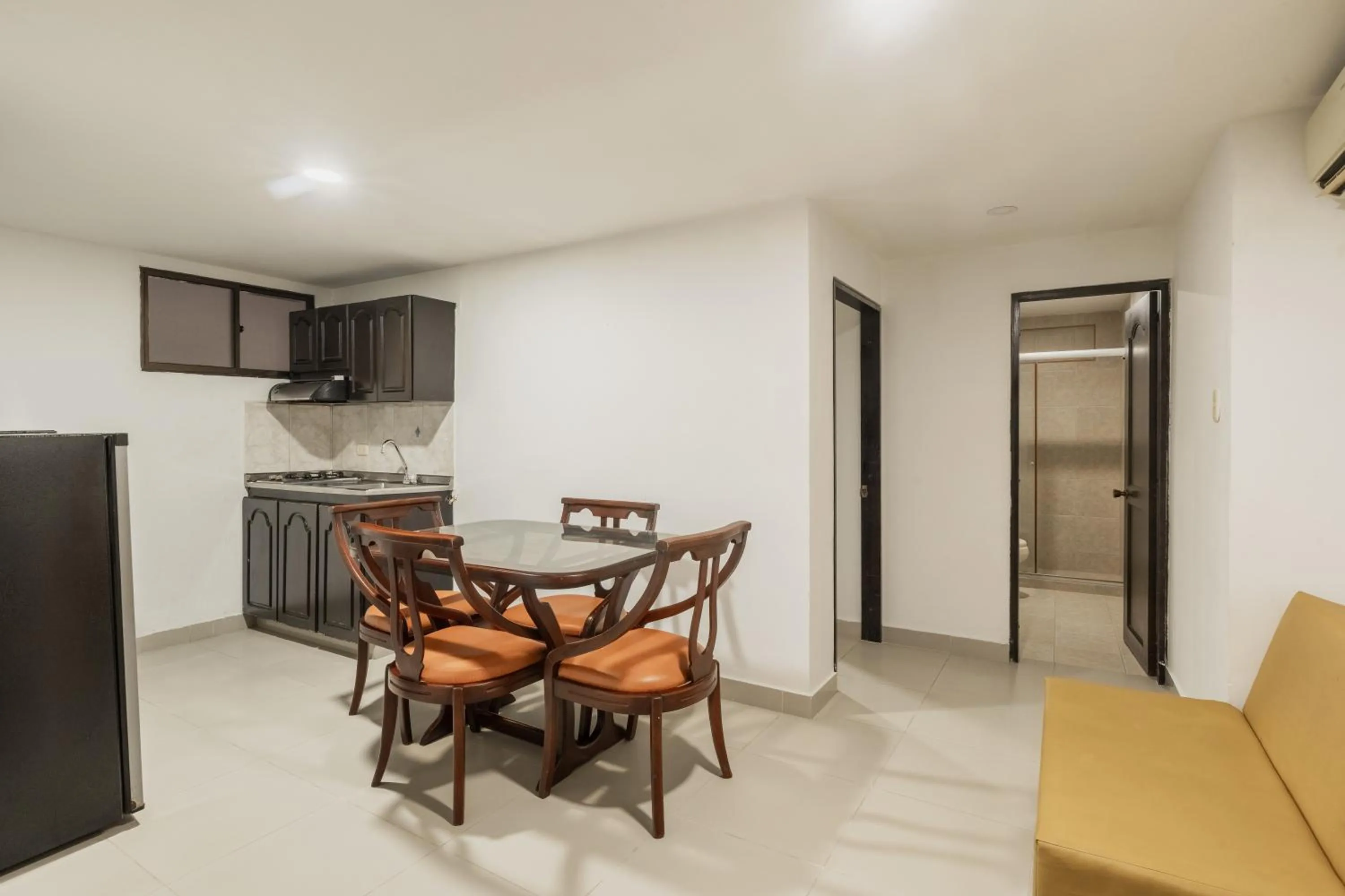 kitchen in Aparta Hotel Roca Marina