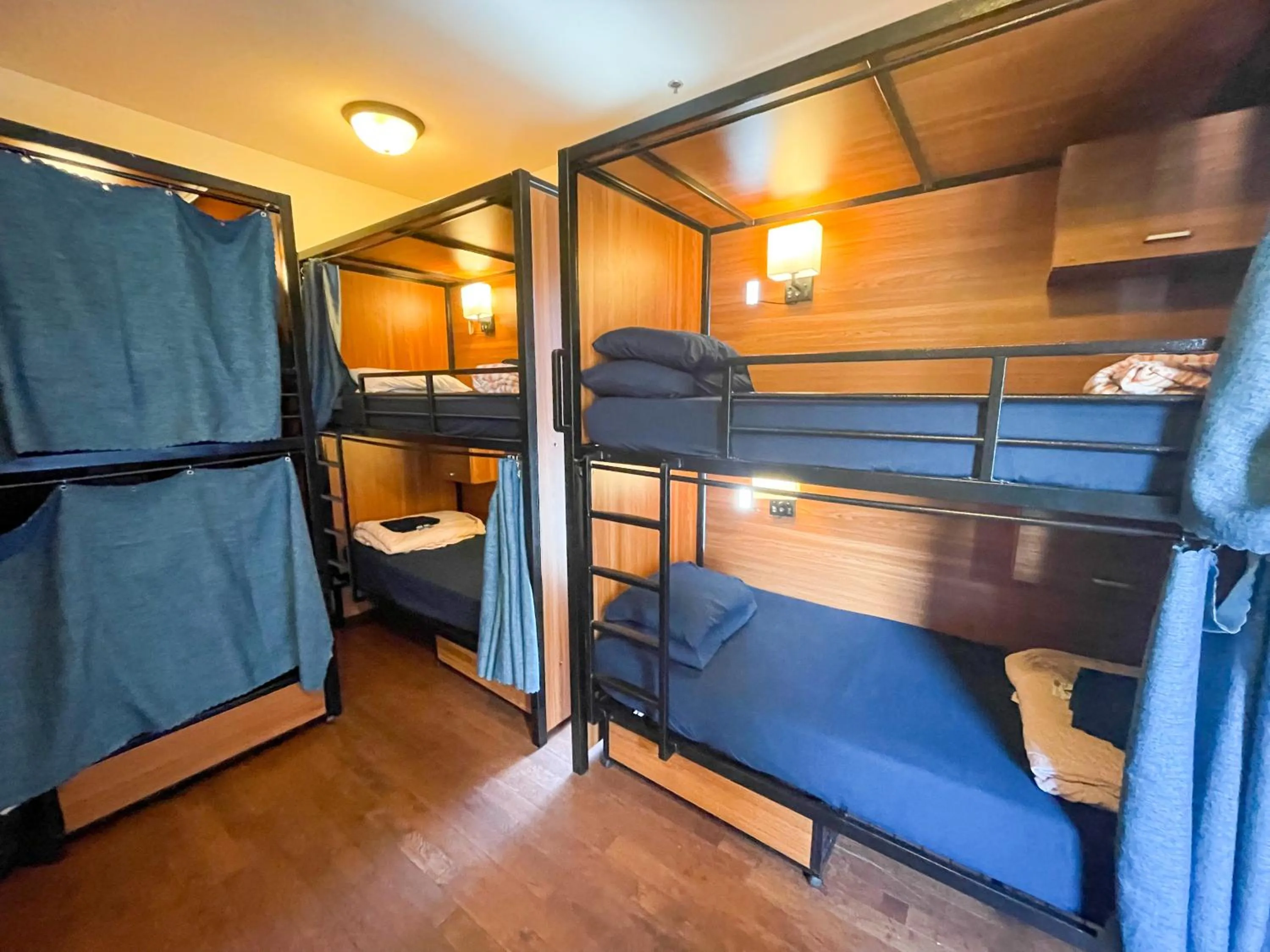 Bedroom, Bed in ITH San Diego Adventure Hostel