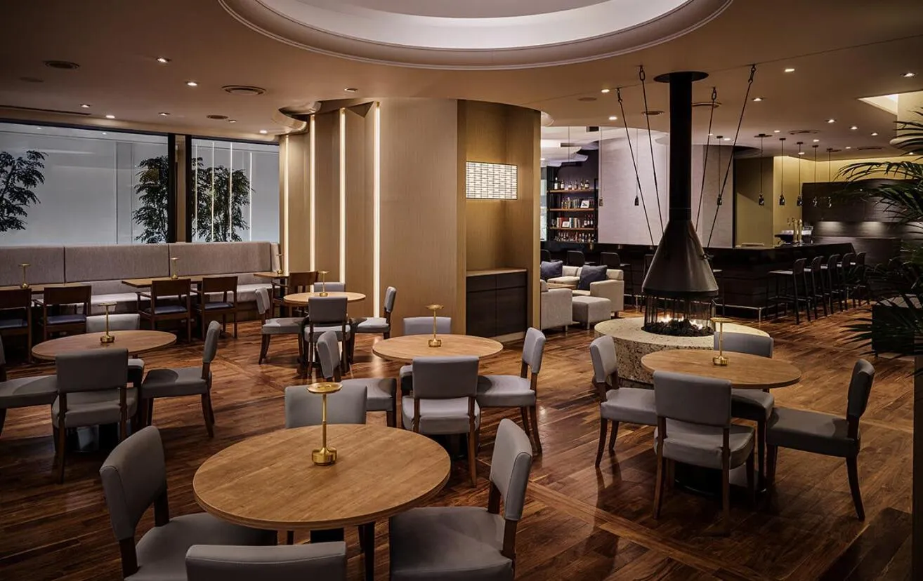 Restaurant/places to eat in Kobe Marriott Hotel