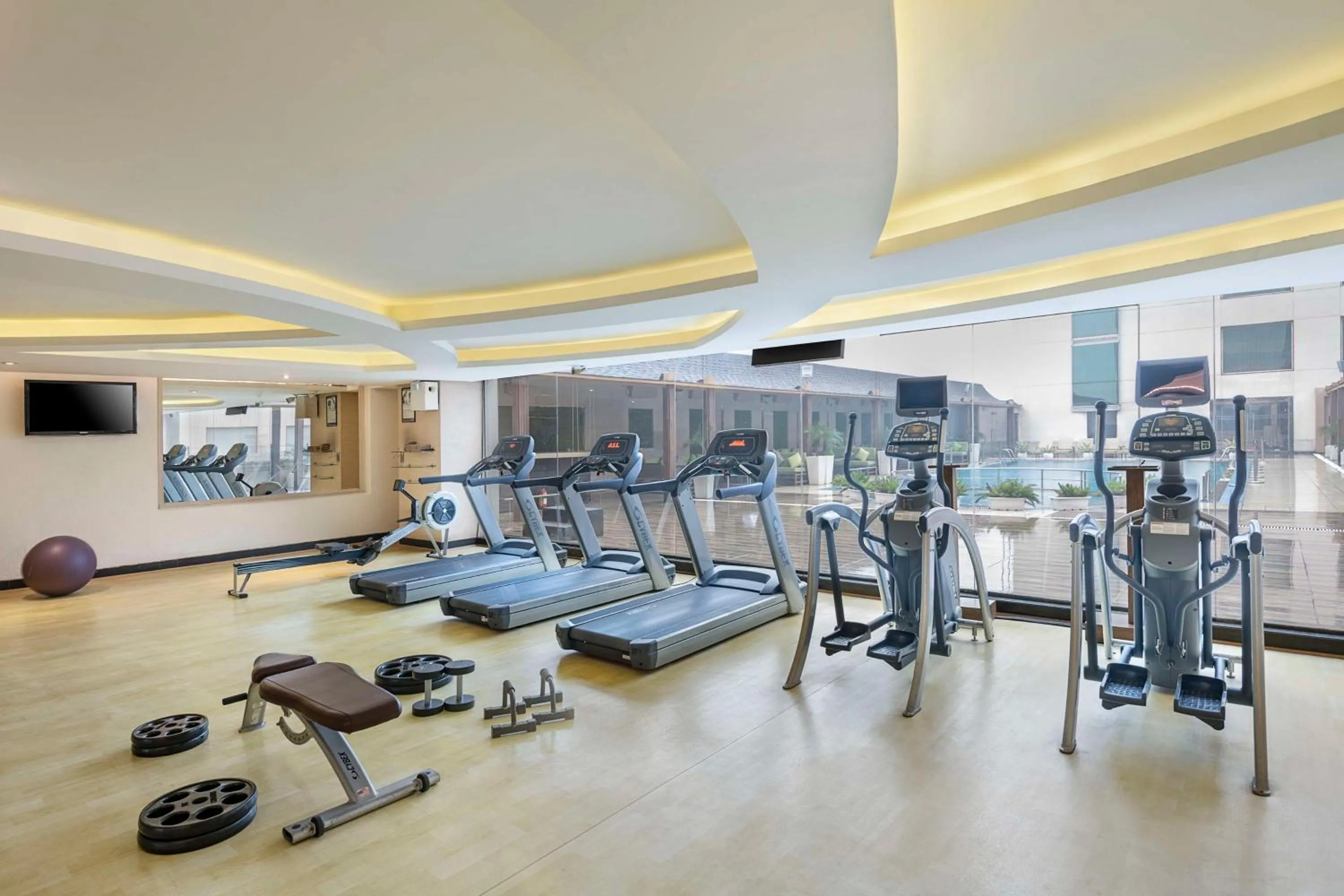 Fitness centre/facilities in Radisson Blu Kaushambi Delhi NCR