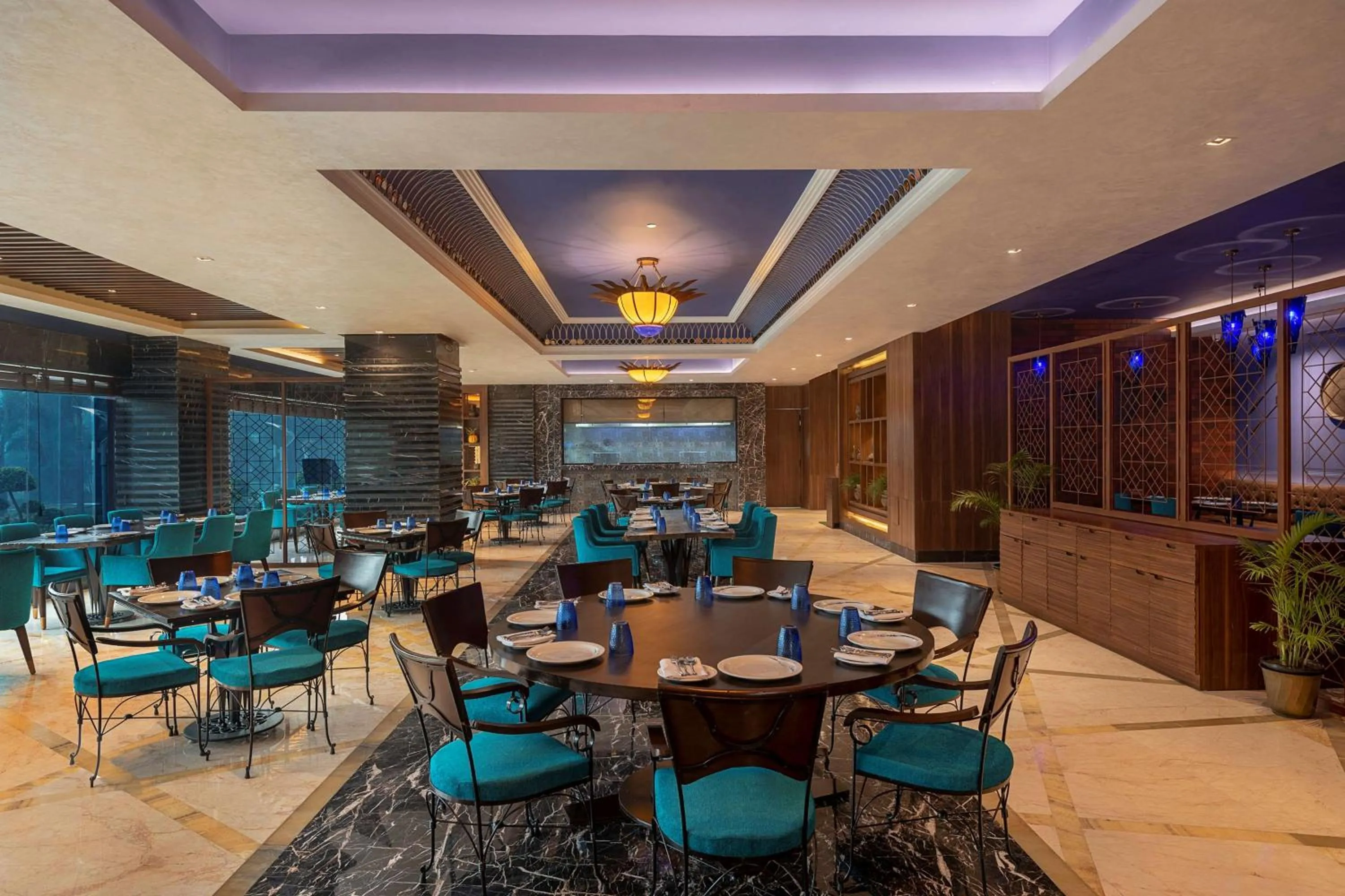 Restaurant/places to eat in Radisson Blu Kaushambi Delhi NCR