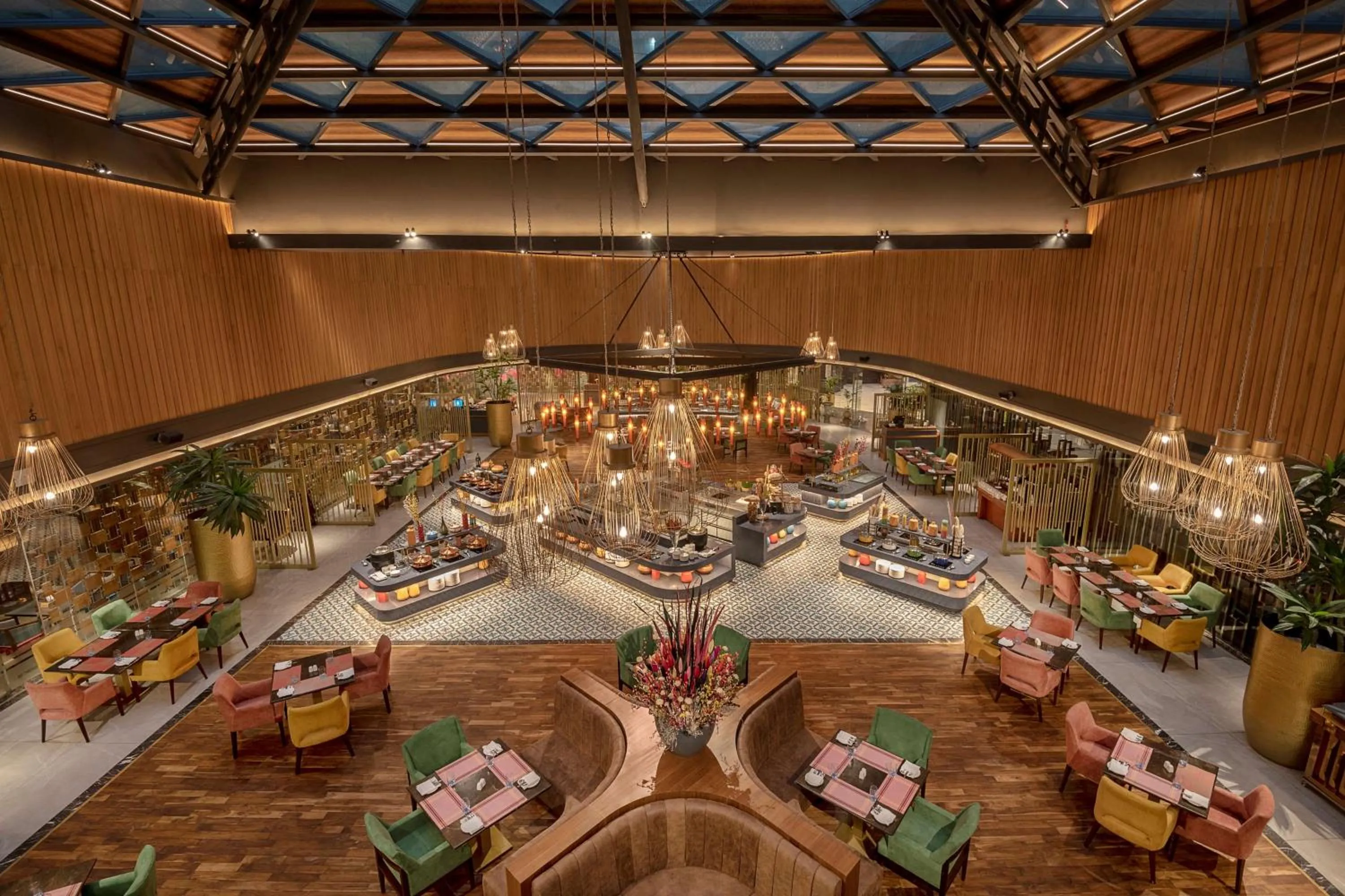 Restaurant/places to eat in Radisson Blu Kaushambi Delhi NCR