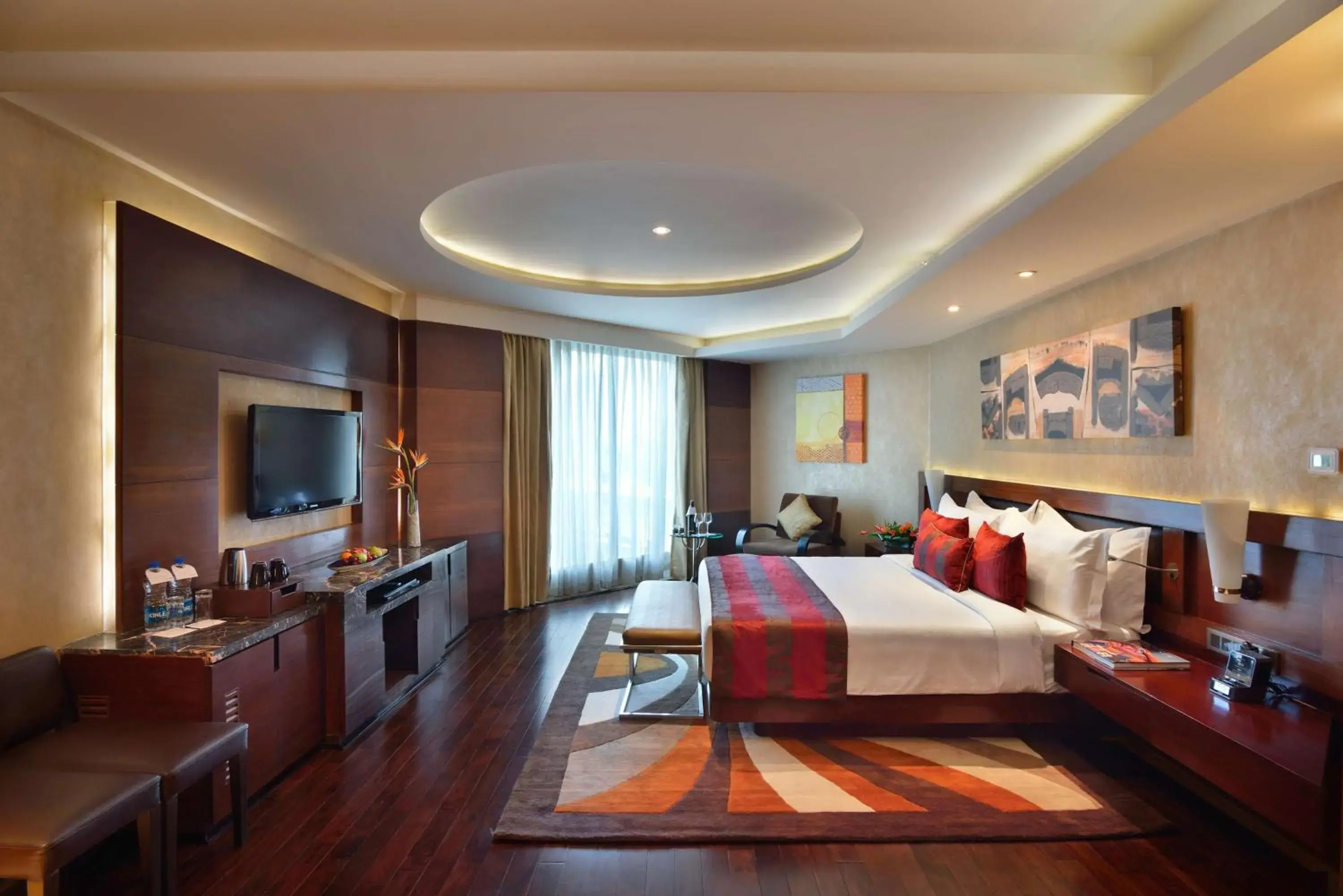 Photo of the whole room, Bed in Radisson Blu Kaushambi Delhi NCR Photo of the whole room, Bed in Radisson Blu Kaushambi Delhi NCR