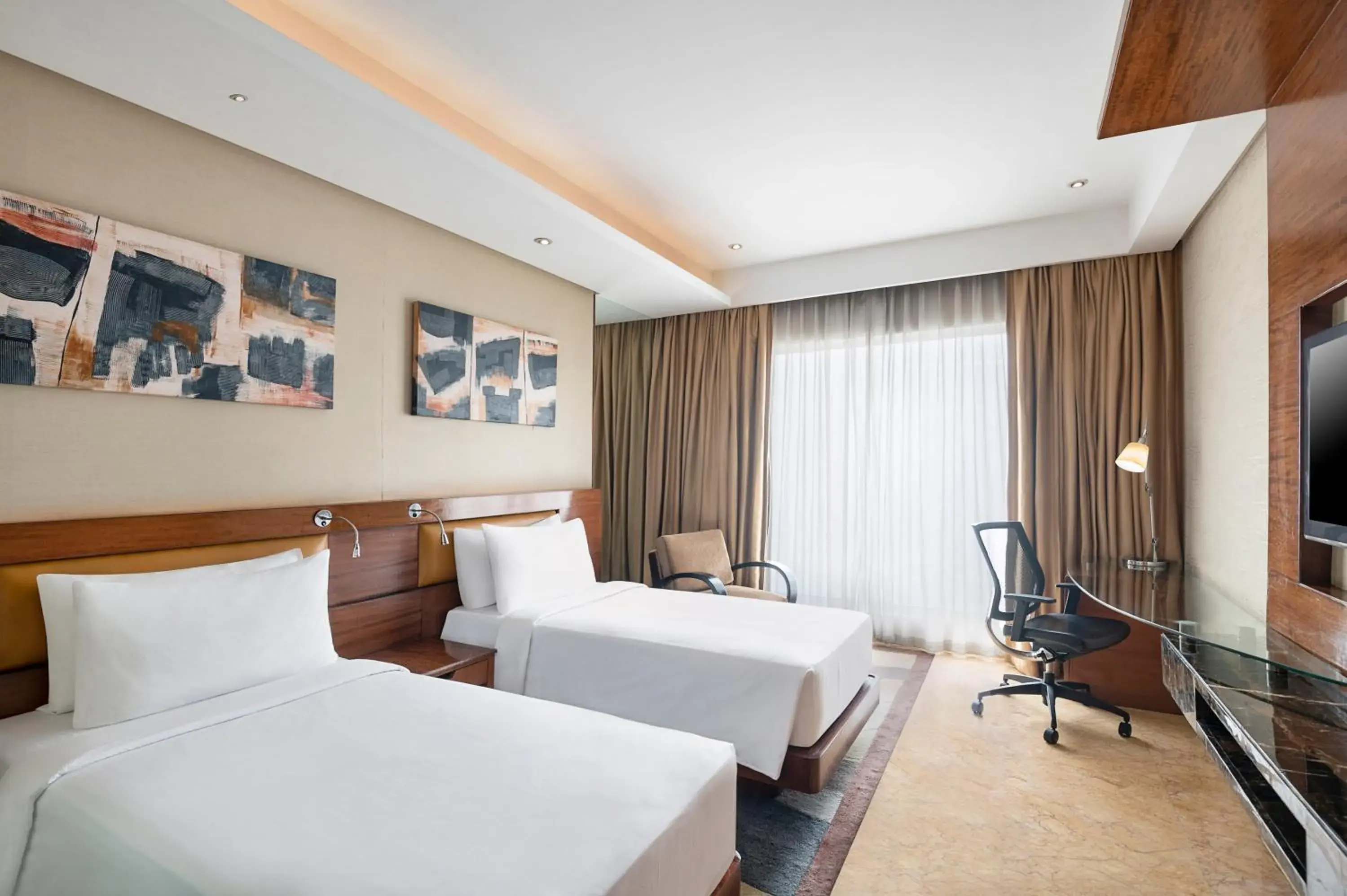 Bedroom, Bed in Radisson Blu Kaushambi Delhi NCR Bedroom, Bed in Radisson Blu Kaushambi Delhi NCR