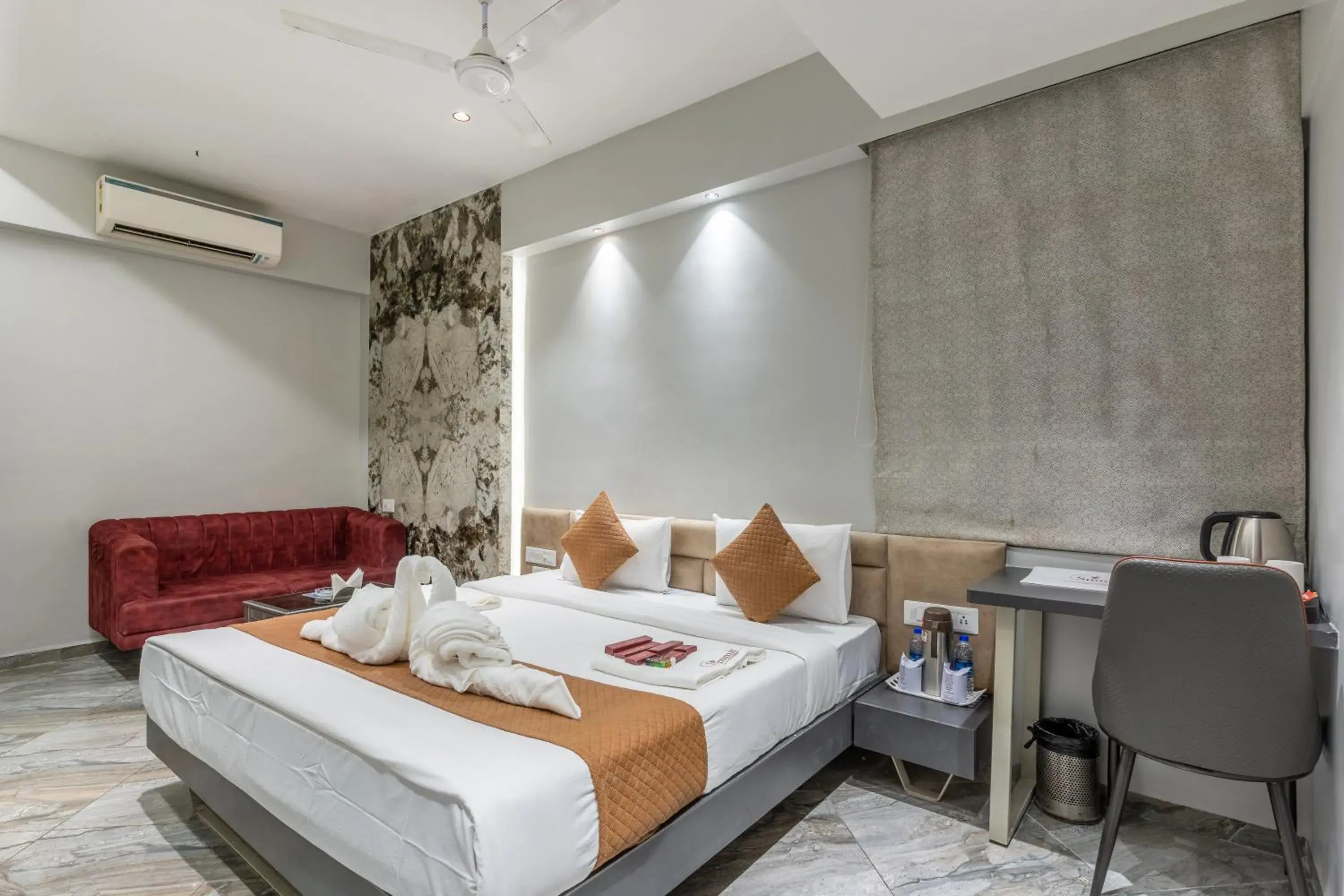 Bed in Hotel Summit Bed in Hotel Summit