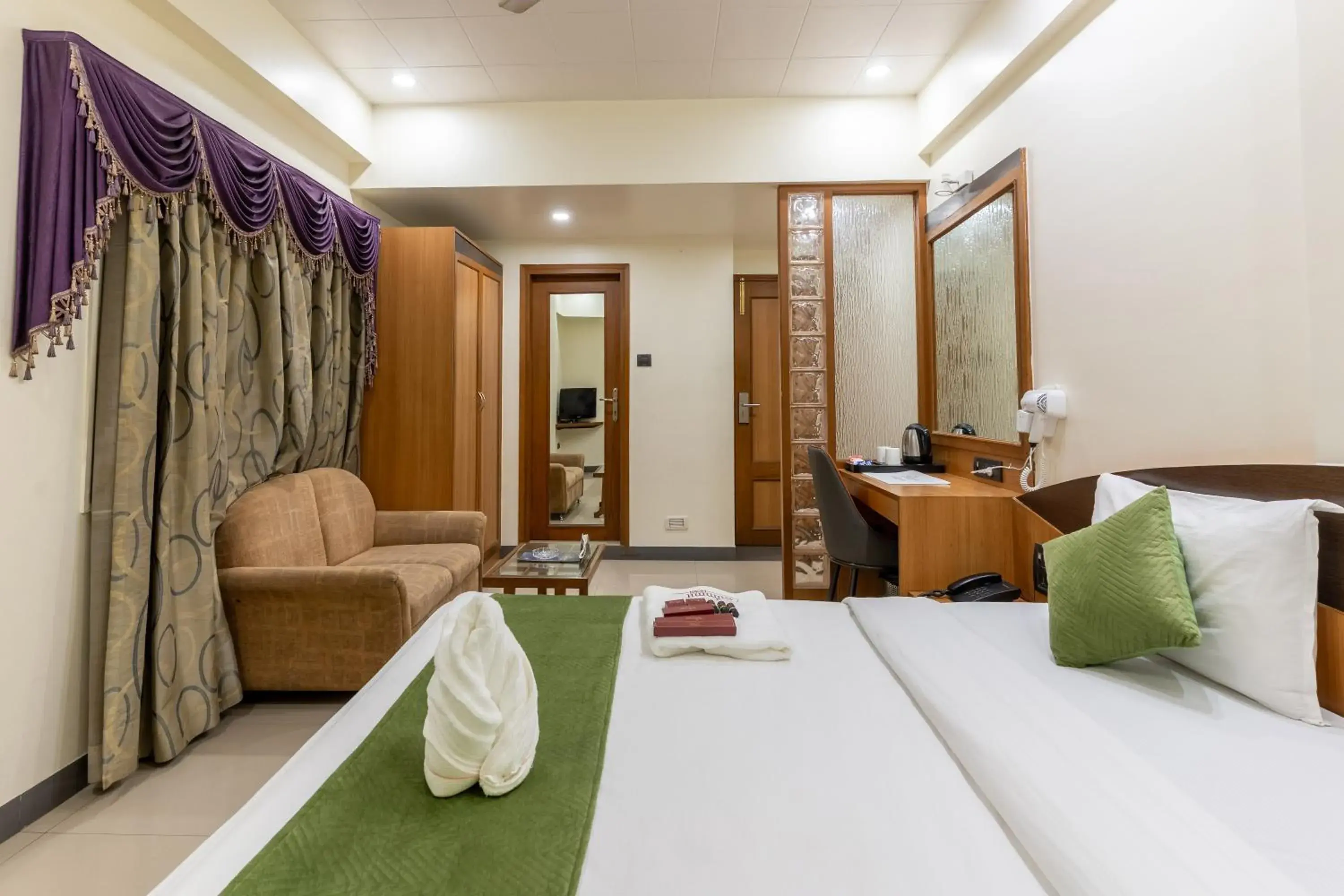 Bed in Hotel Summit Bed in Hotel Summit