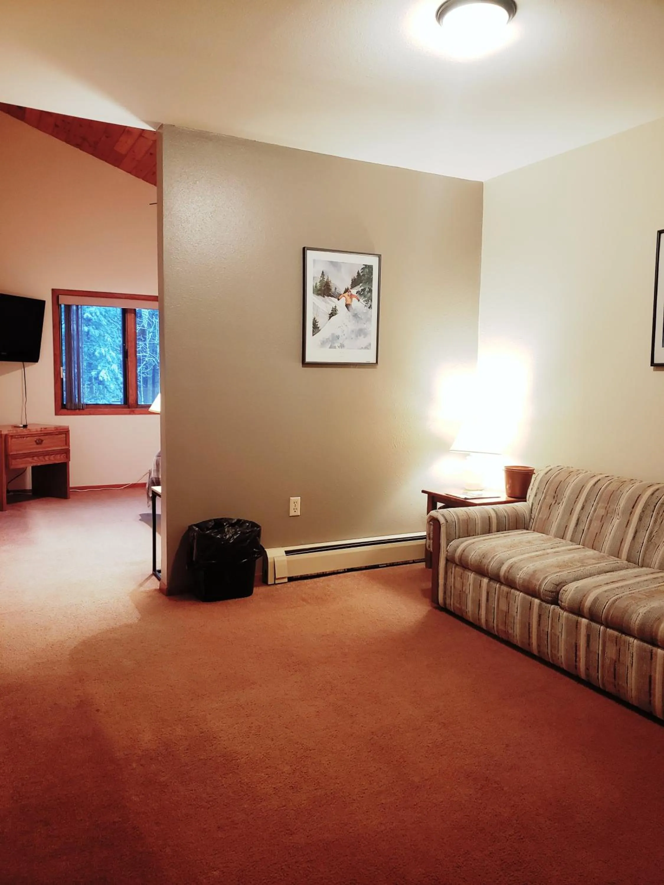 Bed in North Ironwood Acres - Black River Lodge