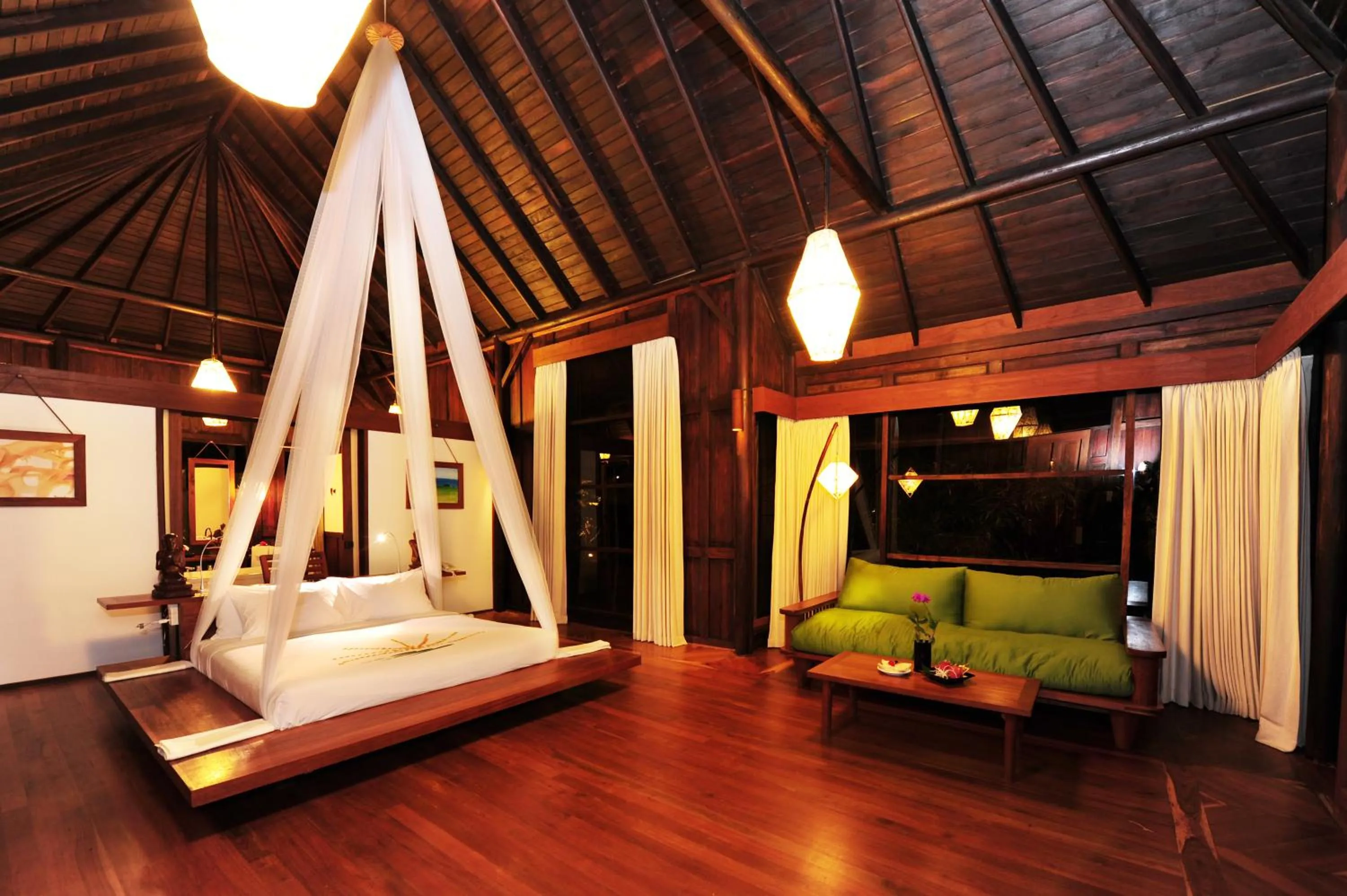 Bedroom, Bed in Villa Inle Boutique Resort