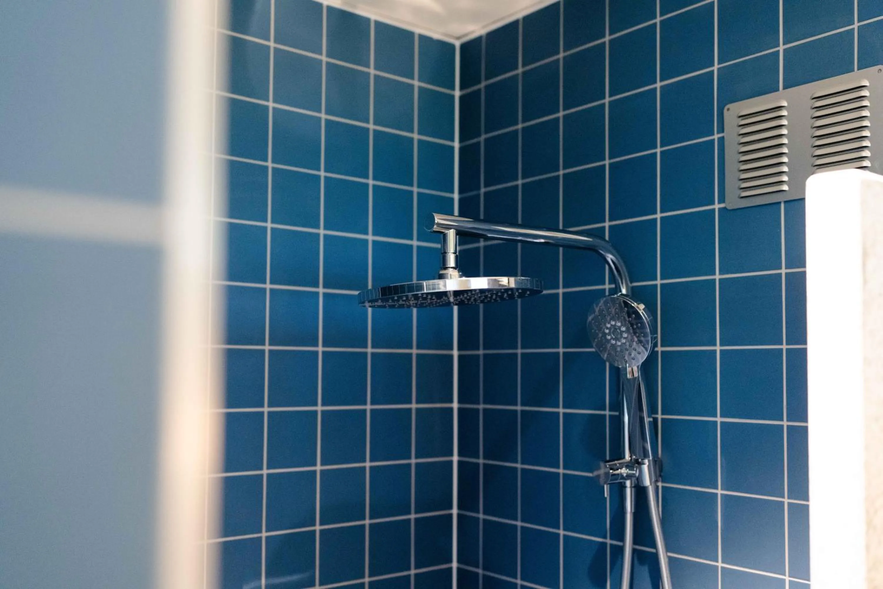 Shower in Brighton Hotel