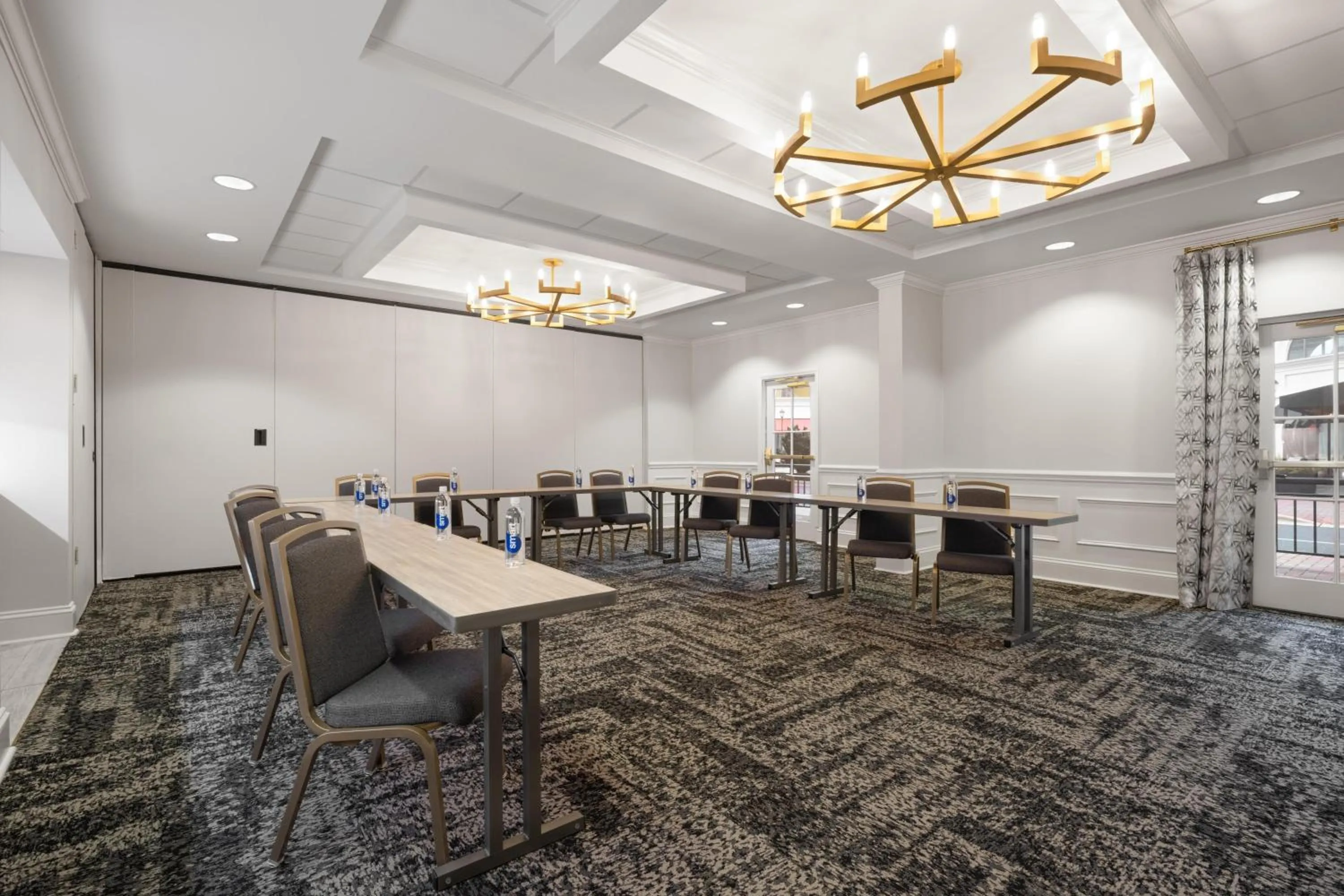 Meeting/conference room in Hampton Inn & Suites South Park at Phillips Place