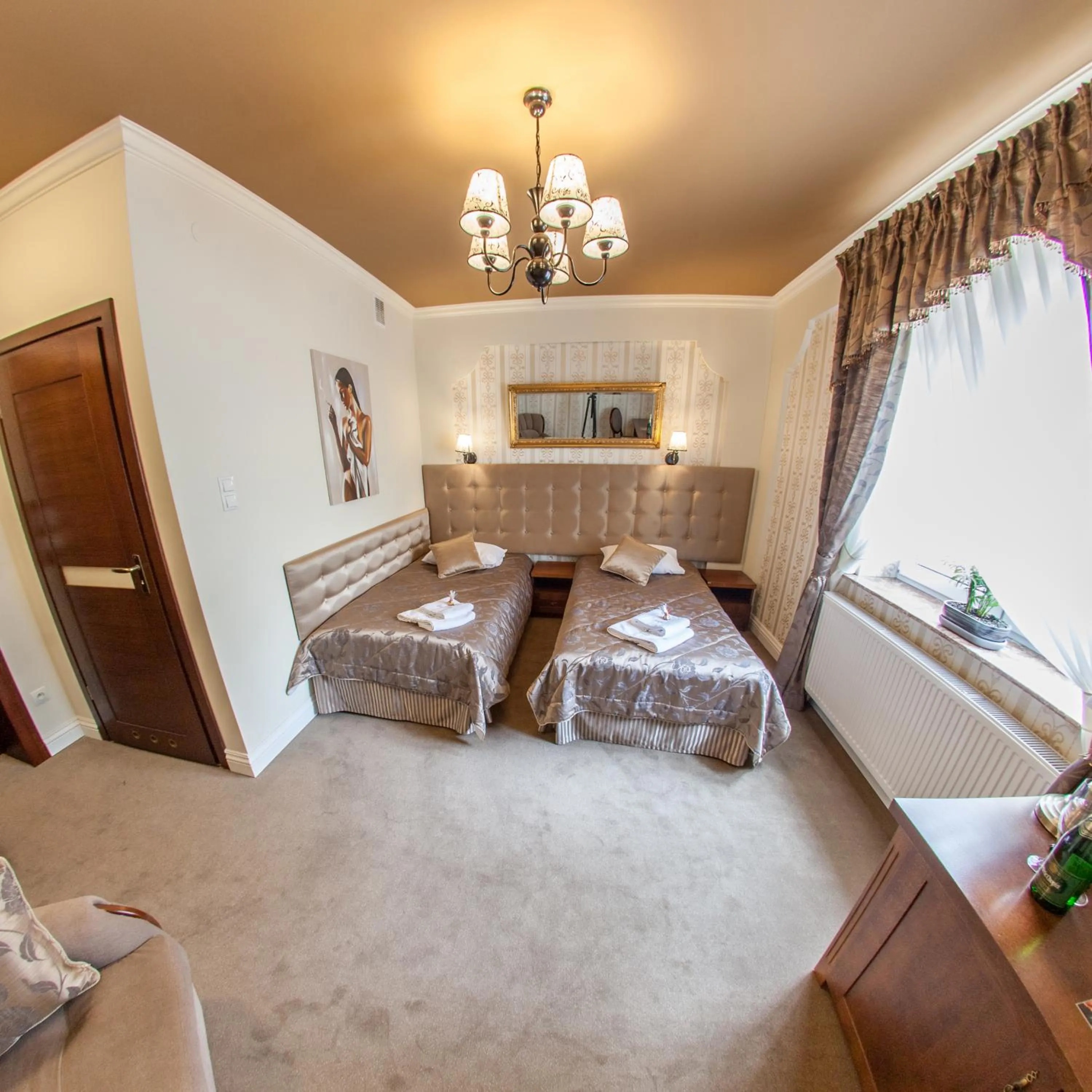 Photo of the whole room, Bed in Hotel Fryderyk