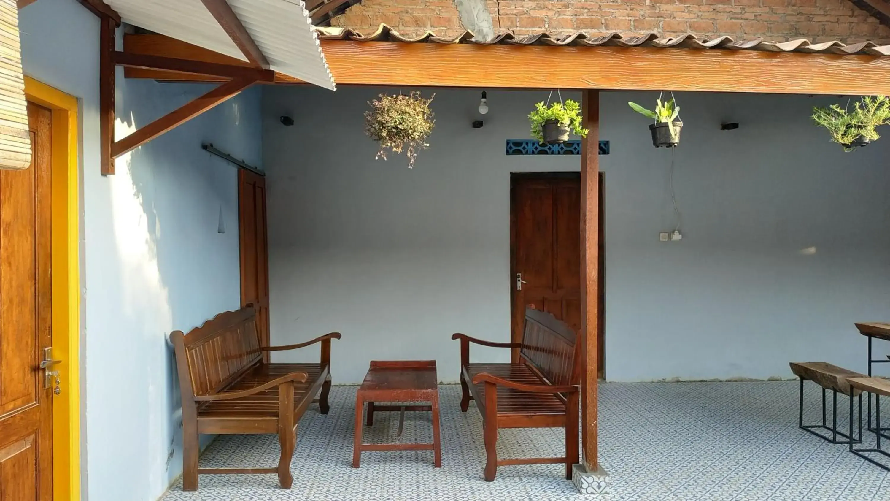 Standard King Room in Genthong Homestay Standard King Room in Genthong Homestay