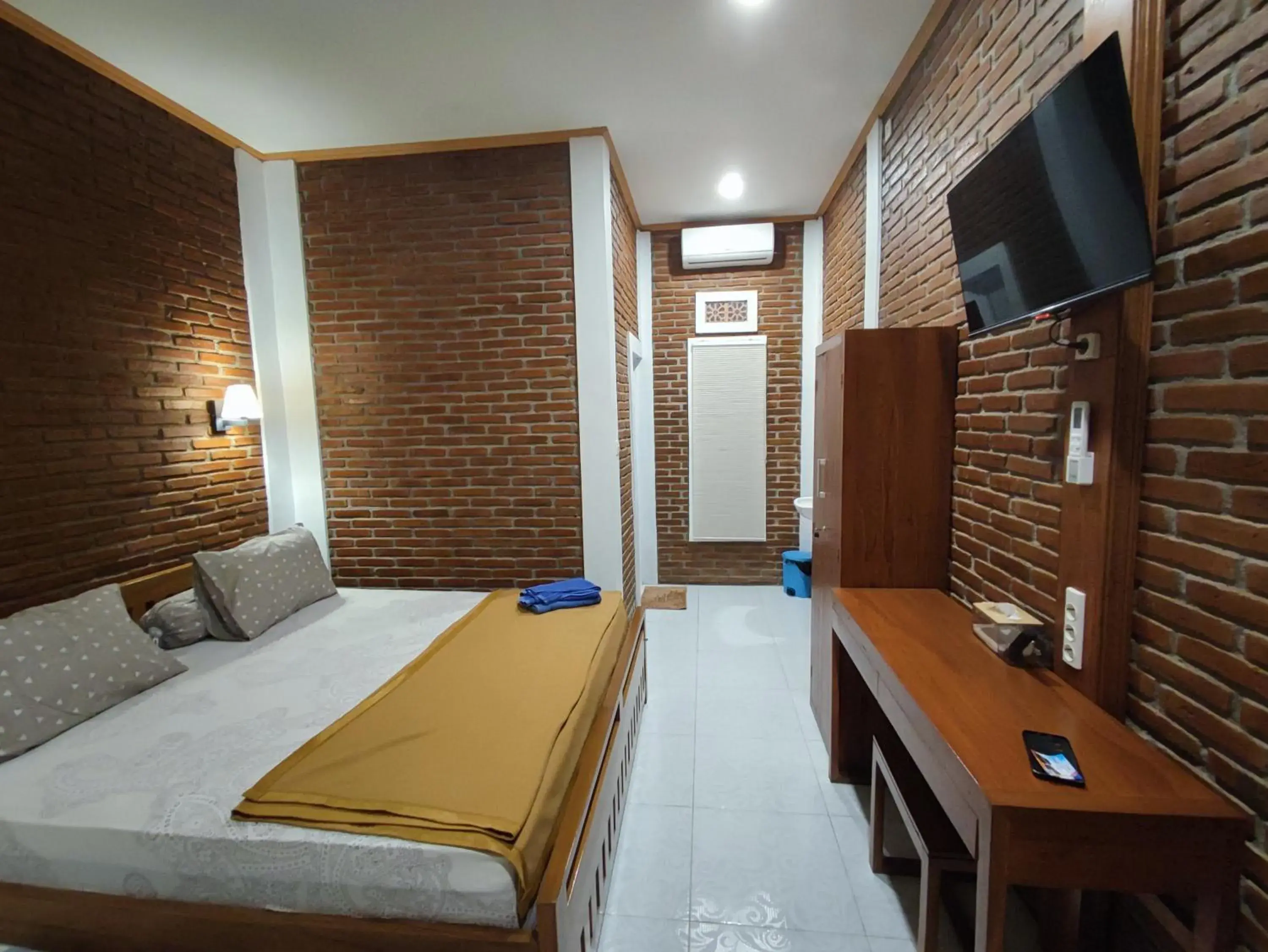 Deluxe Family Room in Genthong Homestay Deluxe Family Room in Genthong Homestay