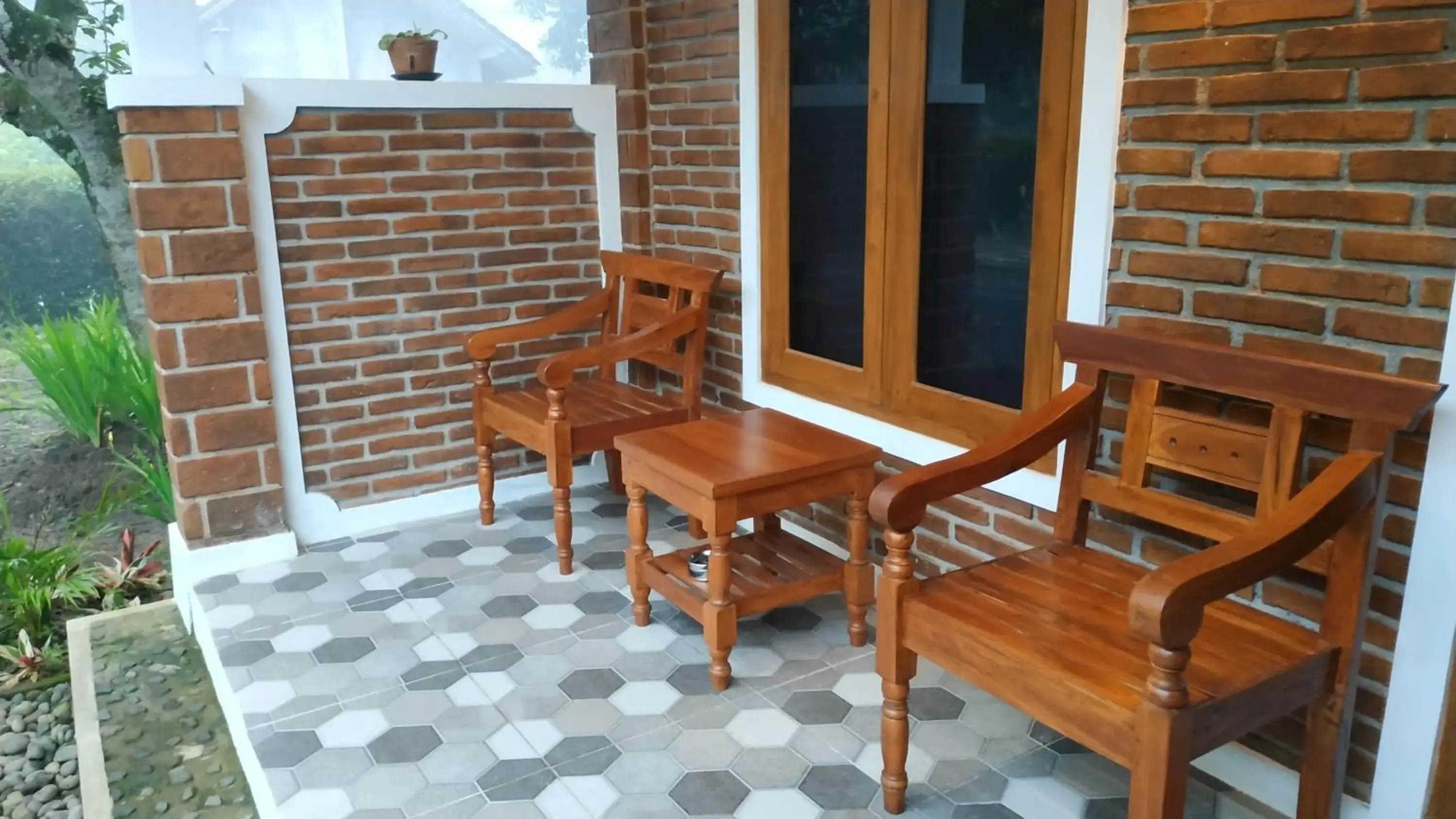 Deluxe King Room in Genthong Homestay Deluxe King Room in Genthong Homestay