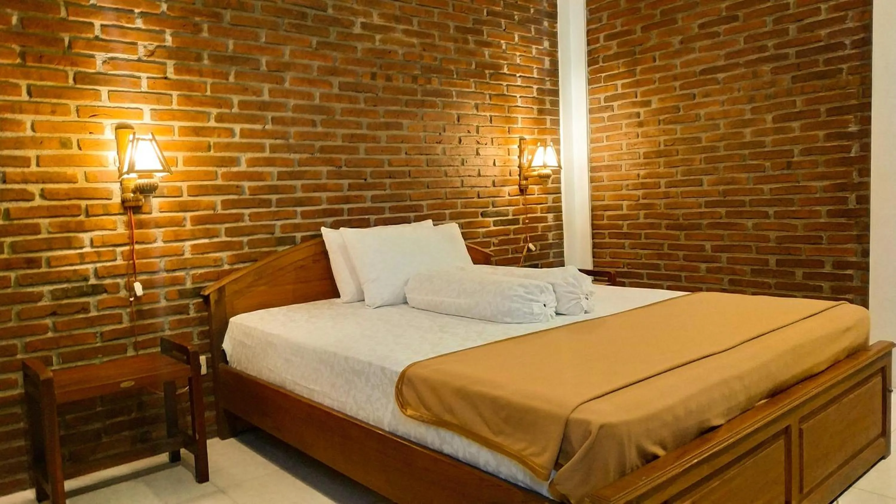 Bed in Genthong Homestay