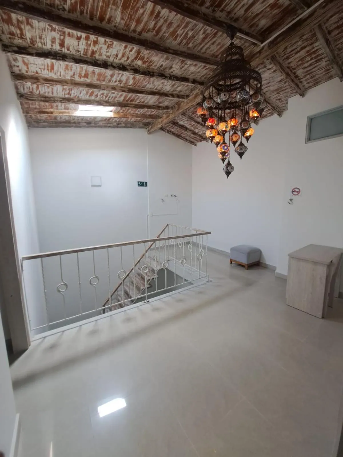 Living room in HOTEL HABANA REAL