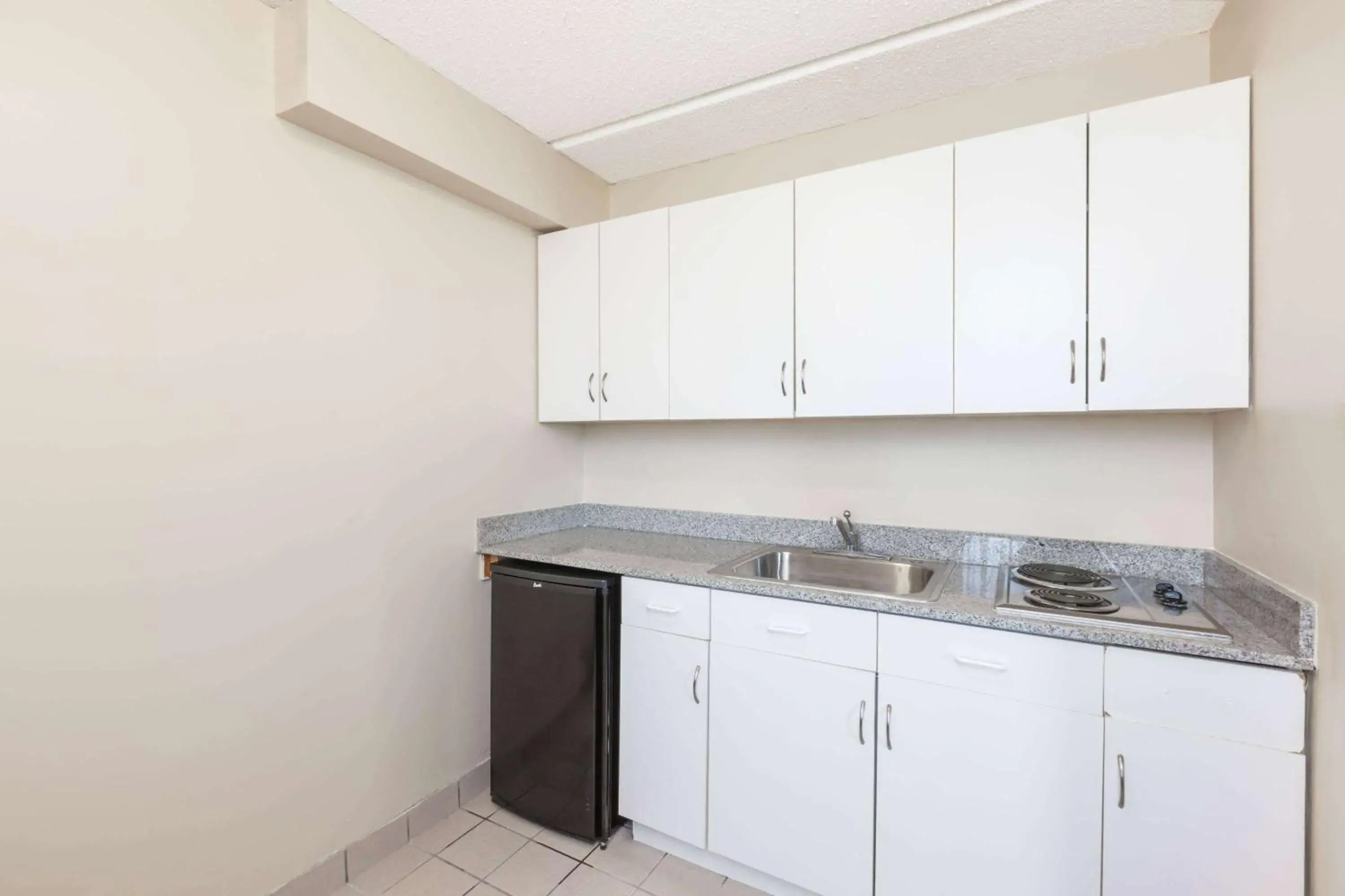 Photo of the whole room in Ramada Plaza by Wyndham Albany Photo of the whole room in Ramada Plaza by Wyndham Albany