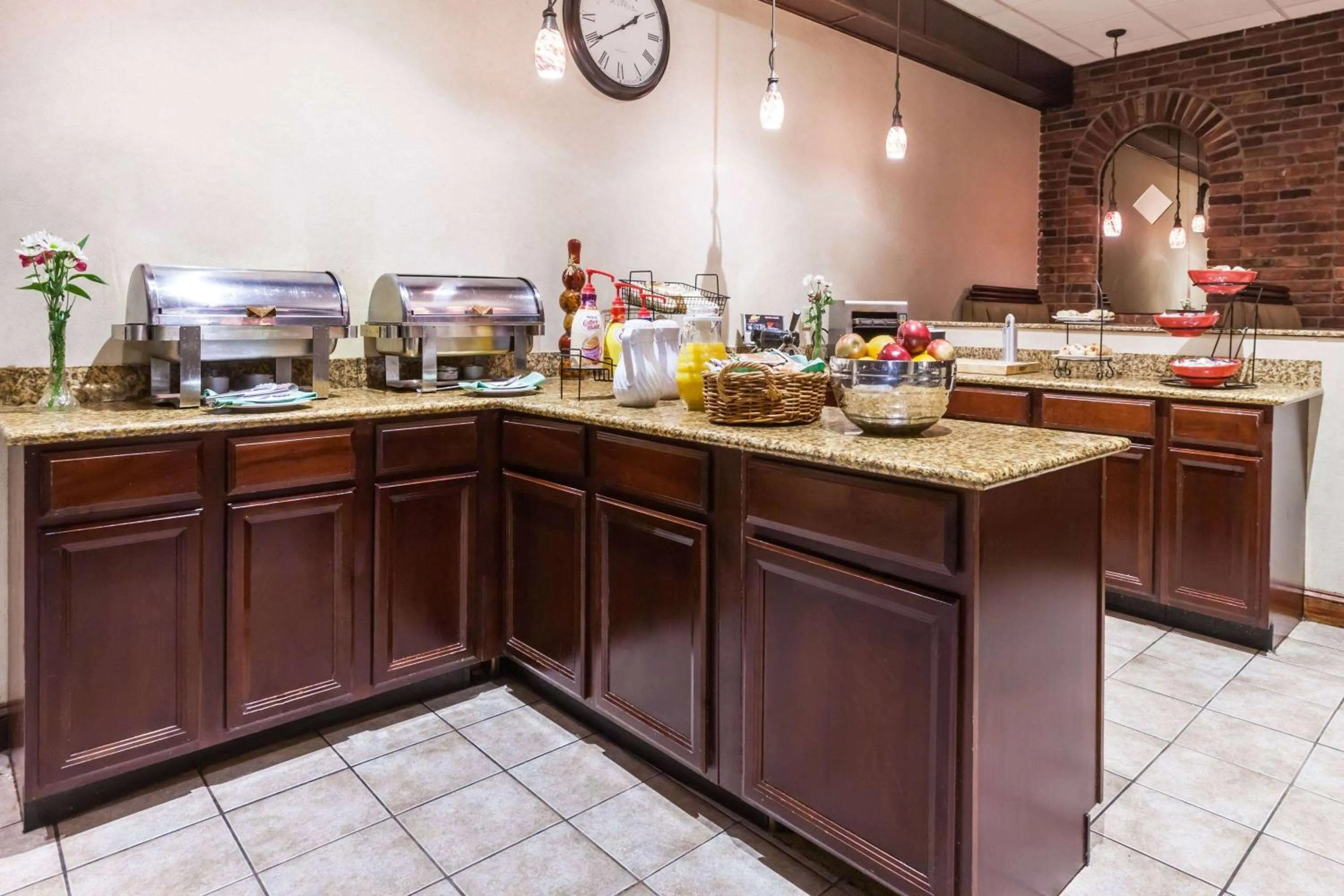 Other in Albany Plaza Hotel