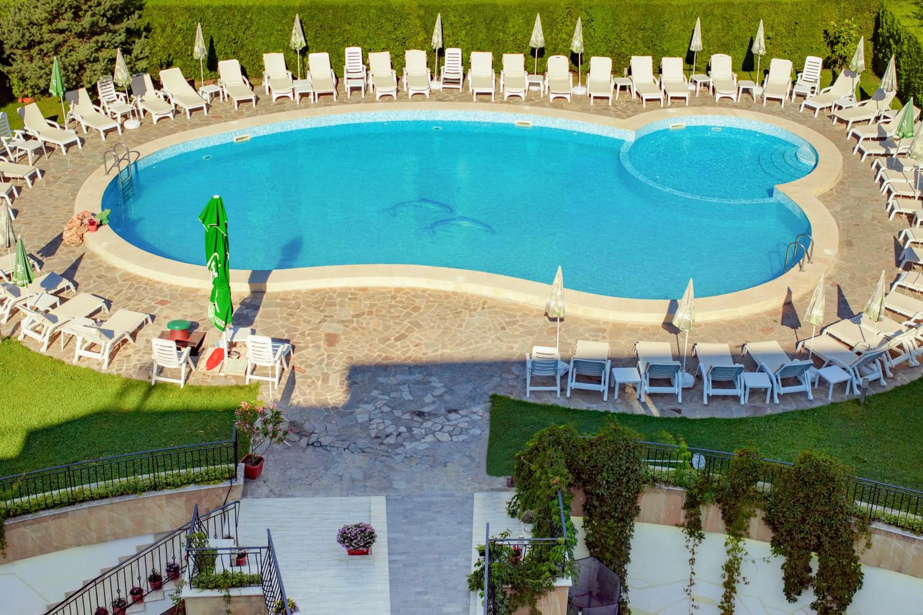 Swimming pool in Atlant Hotel