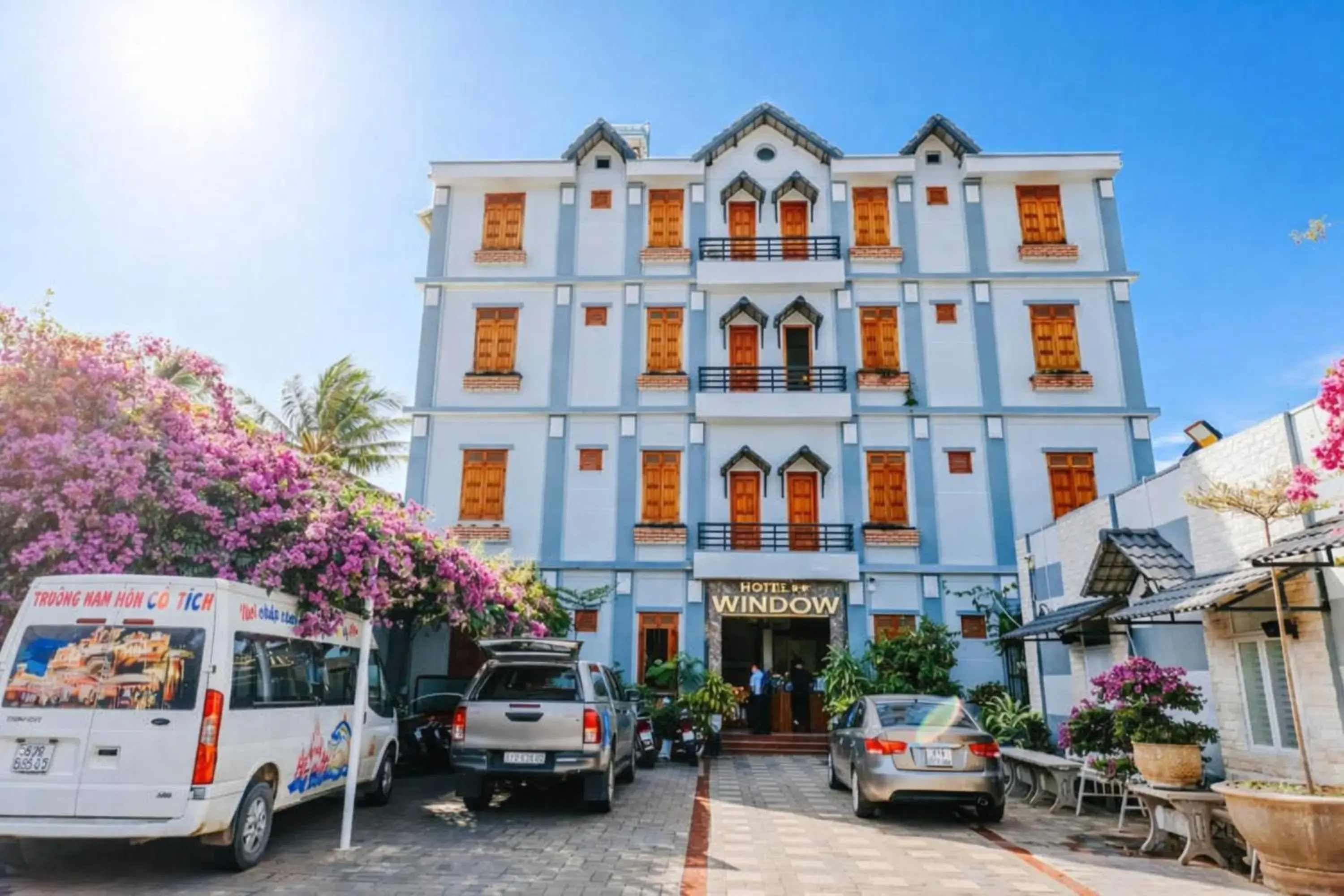 Property building in Window 2 Hotel Property building in Window 2 Hotel