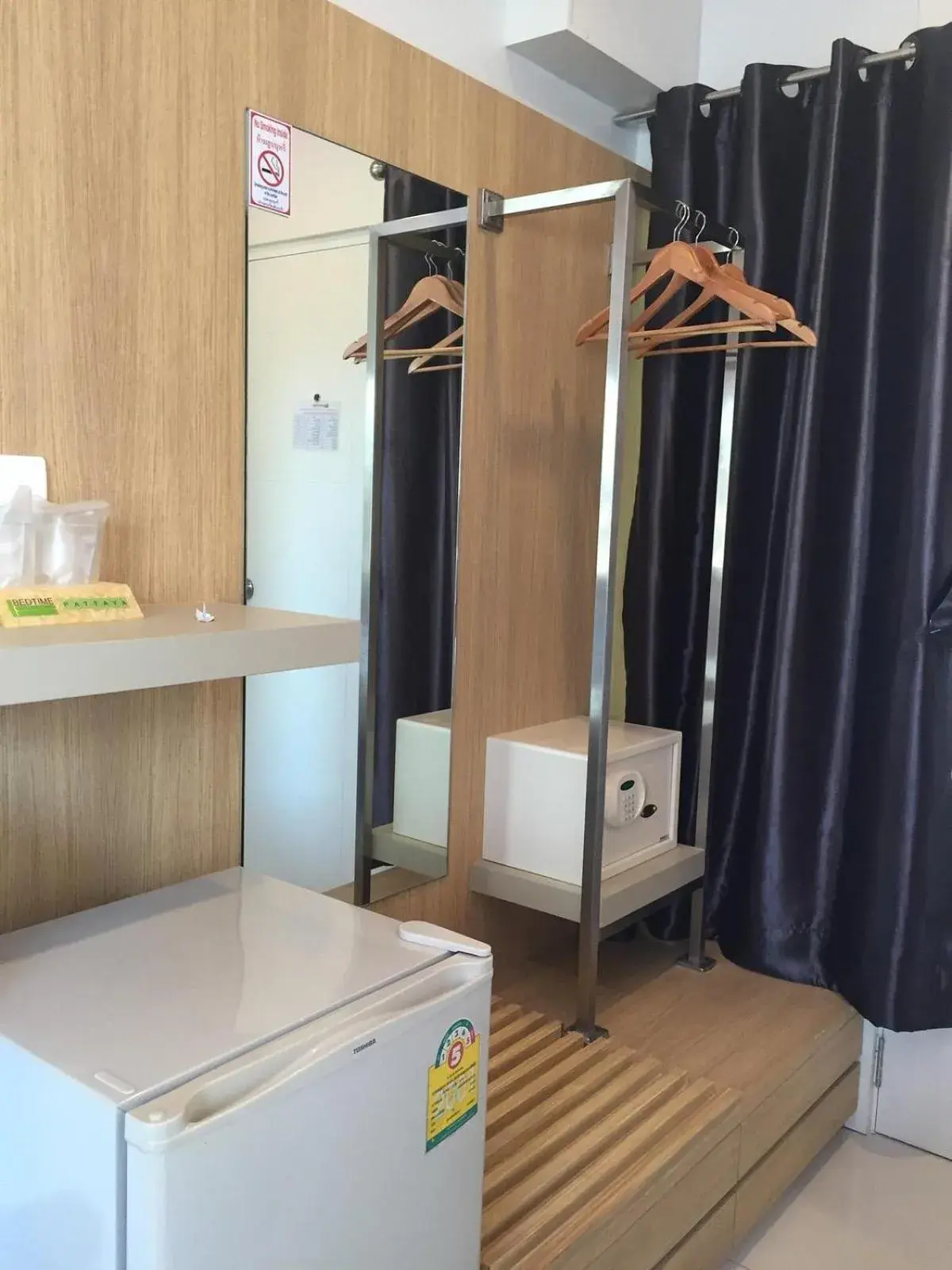 wardrobe in Bedtime Pattaya wardrobe in Bedtime Pattaya