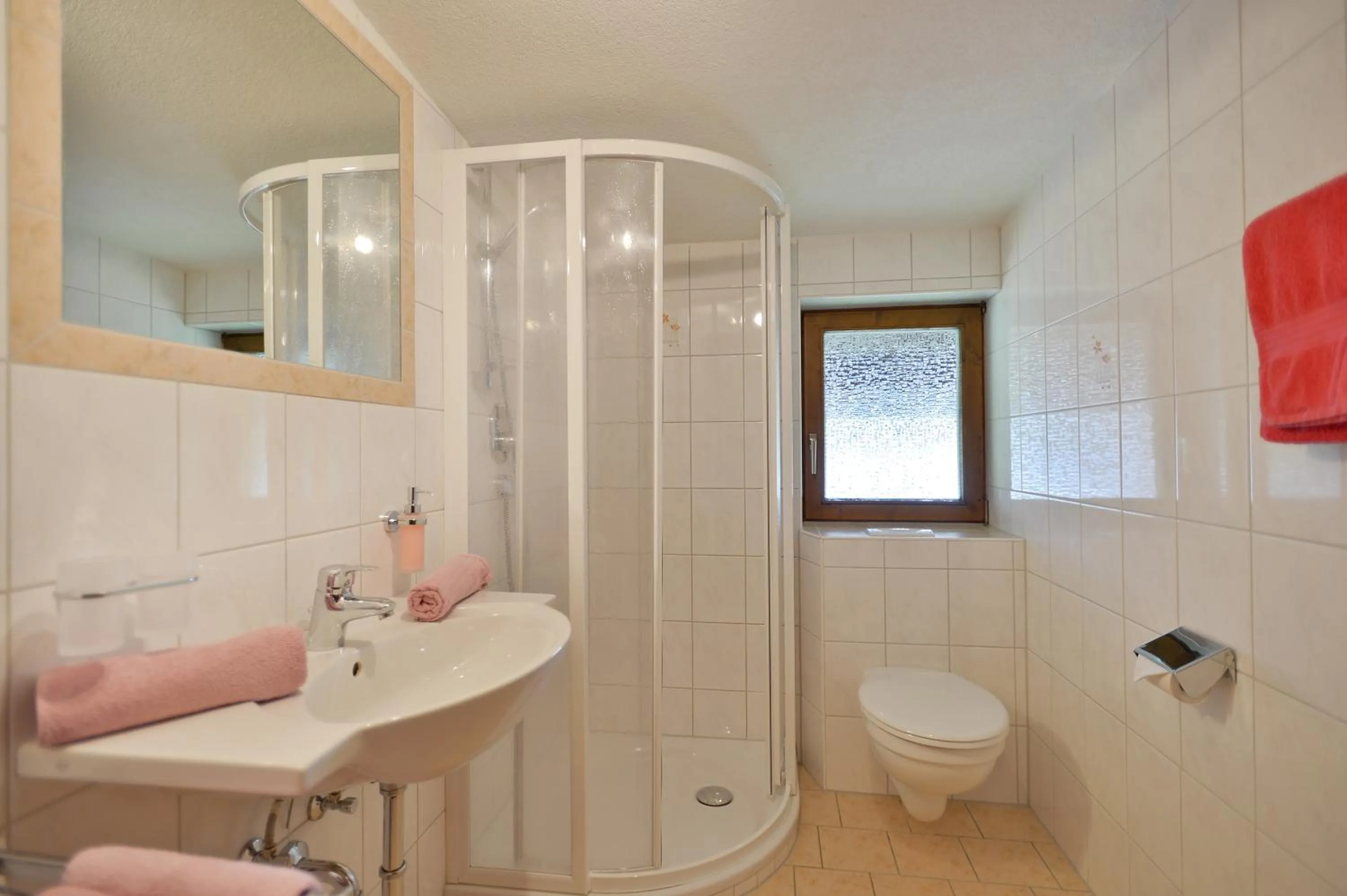 Bathroom in Gästehaus Sillaber-Gertraud Nuck