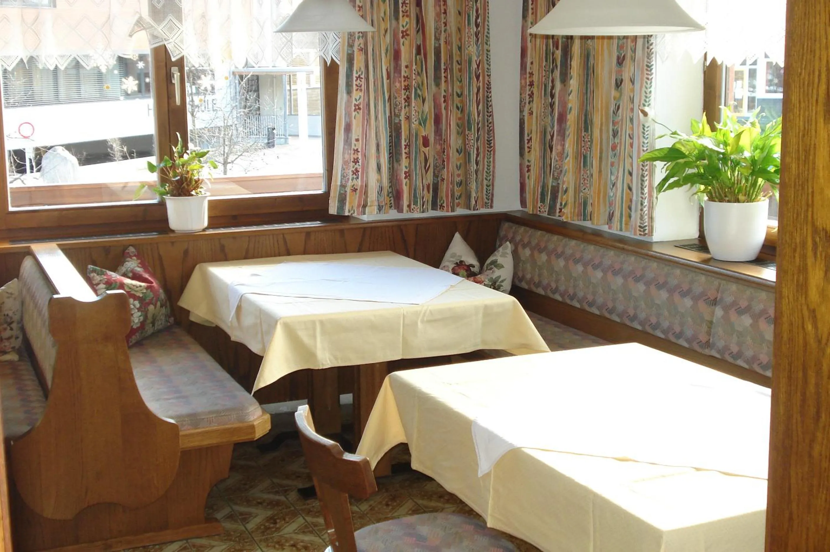 Restaurant/places to eat in Gästehaus Sillaber-Gertraud Nuck