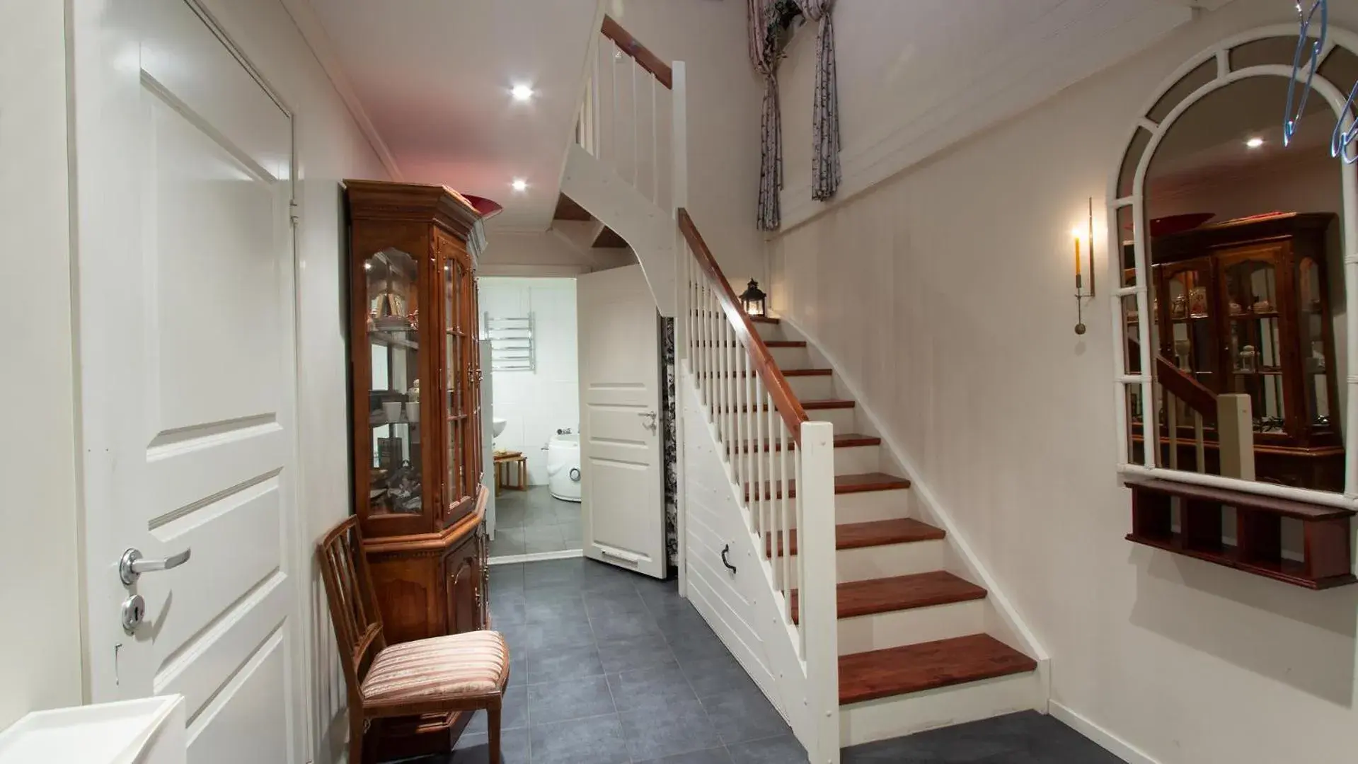 Two-Bedroom Apartment in Prinsgården B&B rum stugor Two-Bedroom Apartment in Prinsgården B&B rum stugor