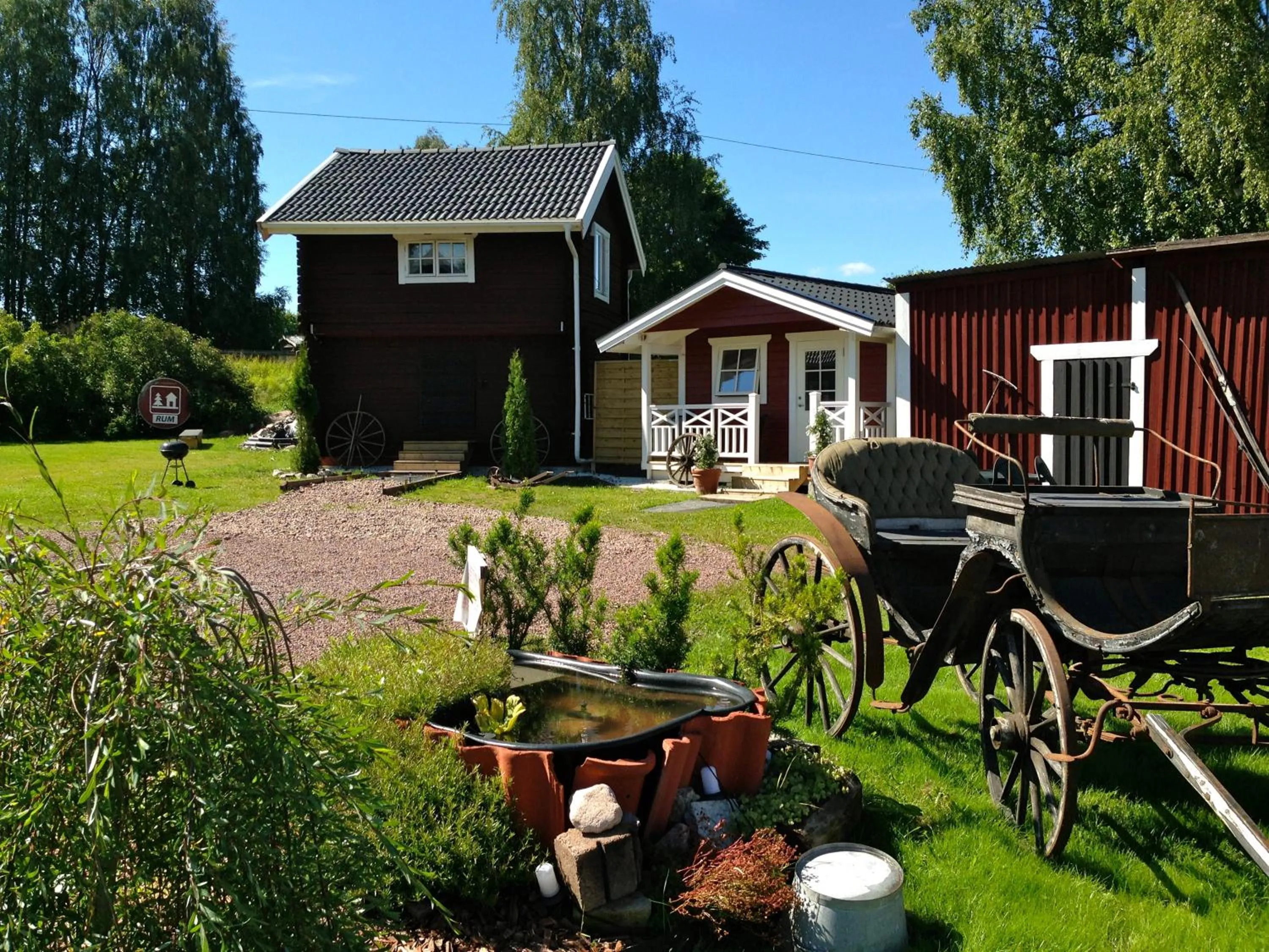 Property building in Prinsgården B&B rum stugor